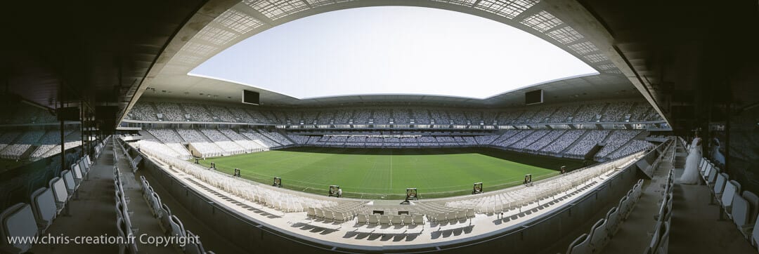 Photos de mariage au Matmut Atlantique_Photographe de mariage_Christophe Boury_supporter_des_Girondins_de_Bordeaux_www.photographe-33.fr_sur le stade des Girondins panoramique