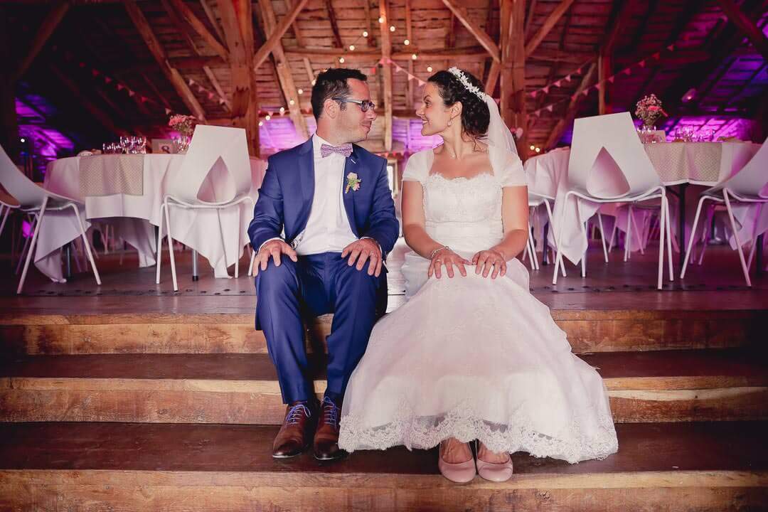 au grenier des saveurs photo de couple naturel décale avec de la joie du bonheur Photographe de mariage sur Angouleme Christophe Boury chris-creation pour blog au grenier des saveurs photo de couple naturel décale avec de la joie du bonheur Photographe de mariage sur Angouleme Christophe Boury chris-creation pour blog