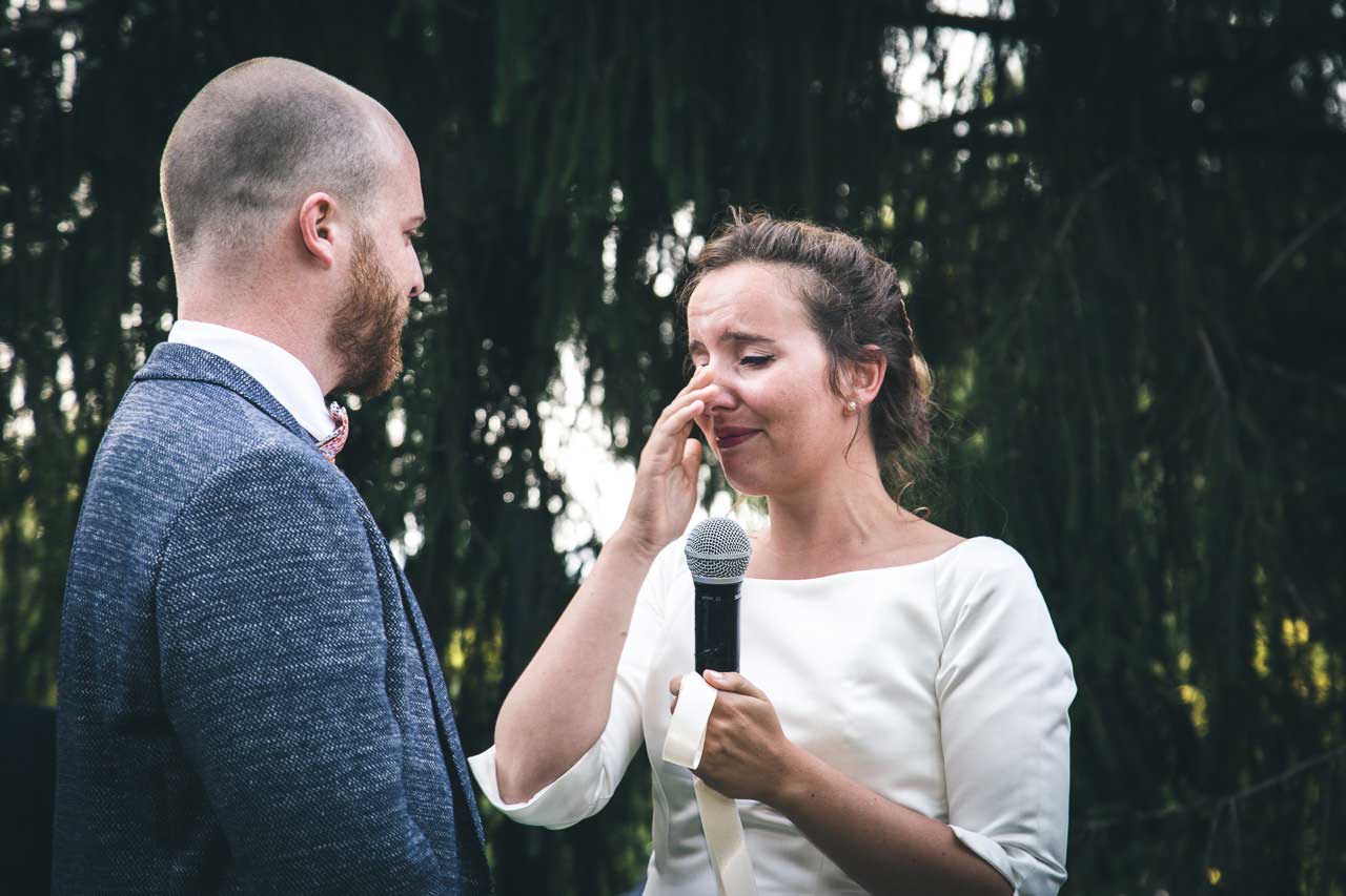 préparatifs mariage émotion cérémonie larme de la maman famille Photographe de mariage Bordeaux gironde CB - Claire & Alexis