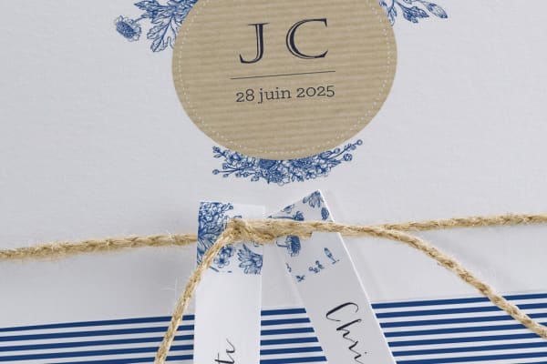 Détail du faire-part sur le thème de la marinière ficelle en kraft