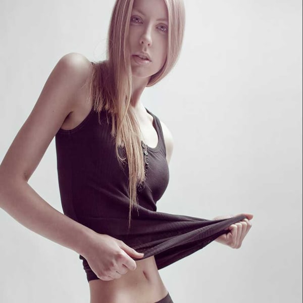 superbe femme portraits photographe professionnel en Gironde Bordeaux photographe proche de vous sympa