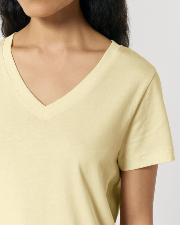 STELLA ISLA - BUTTER - TEE-SHIRTS SHORT SLEEVES - VROUWEN
