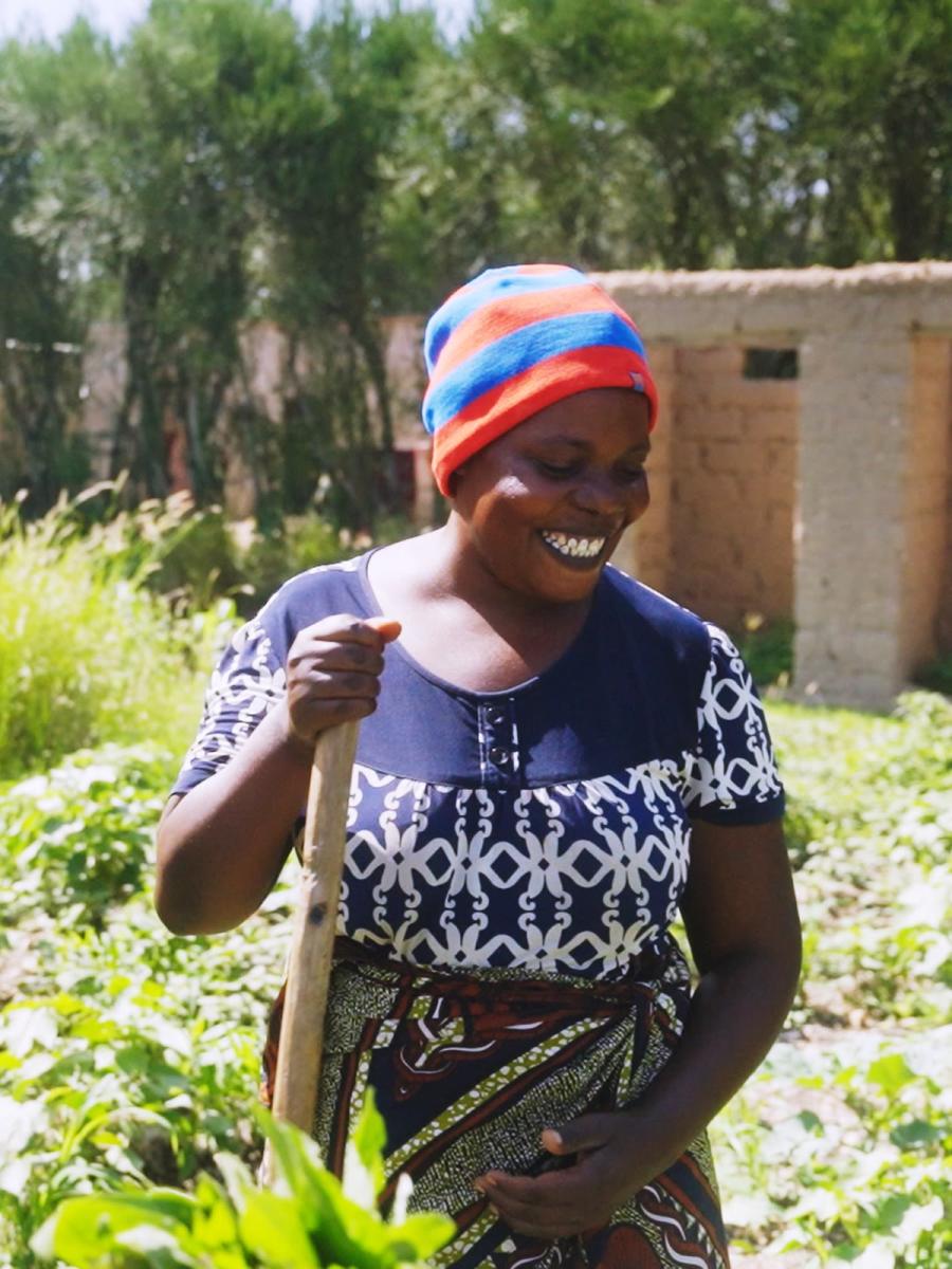 Un producteur de coton biologique dans notre programme Remei en Tanzanie