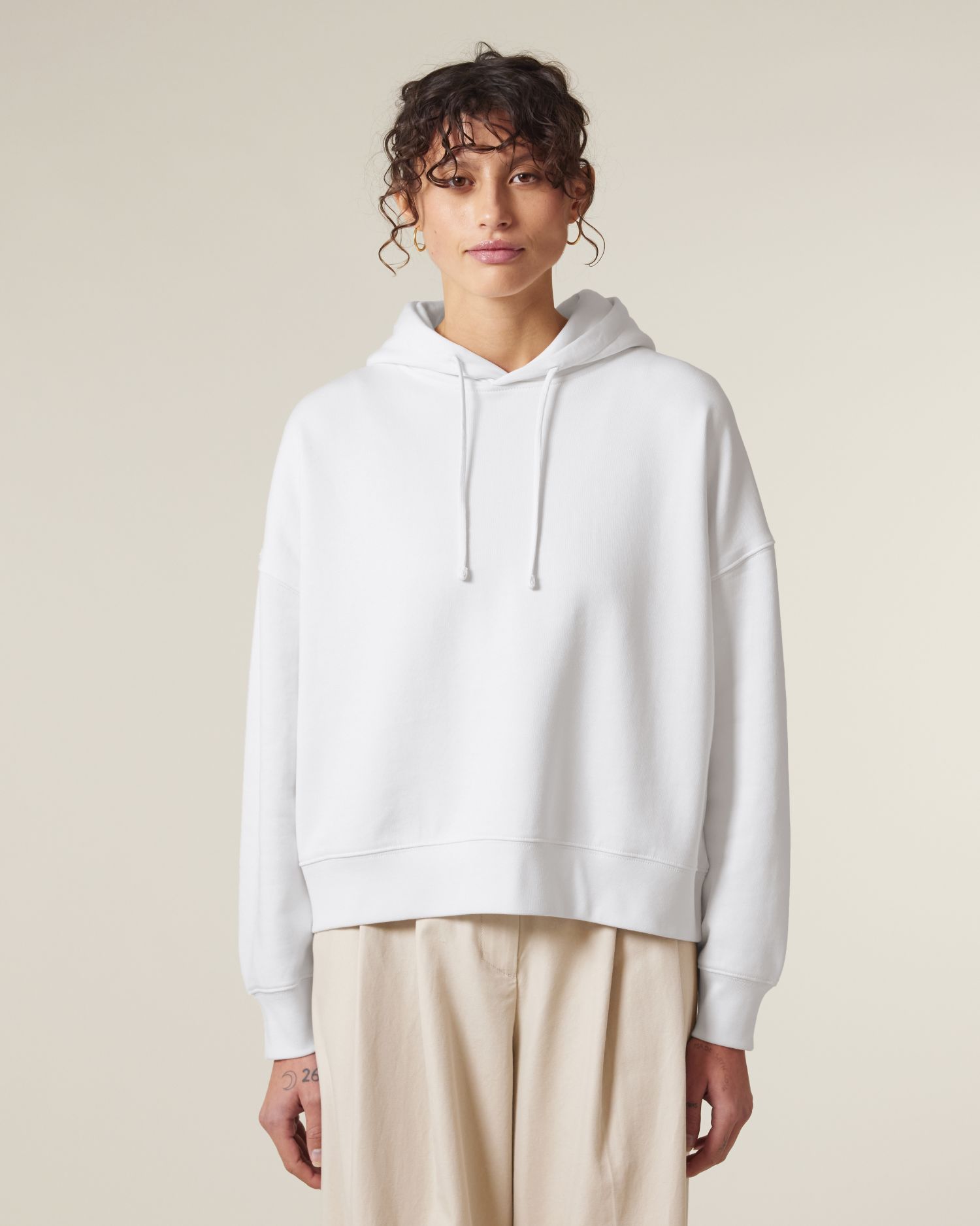 Stella Nora thumbnail 7