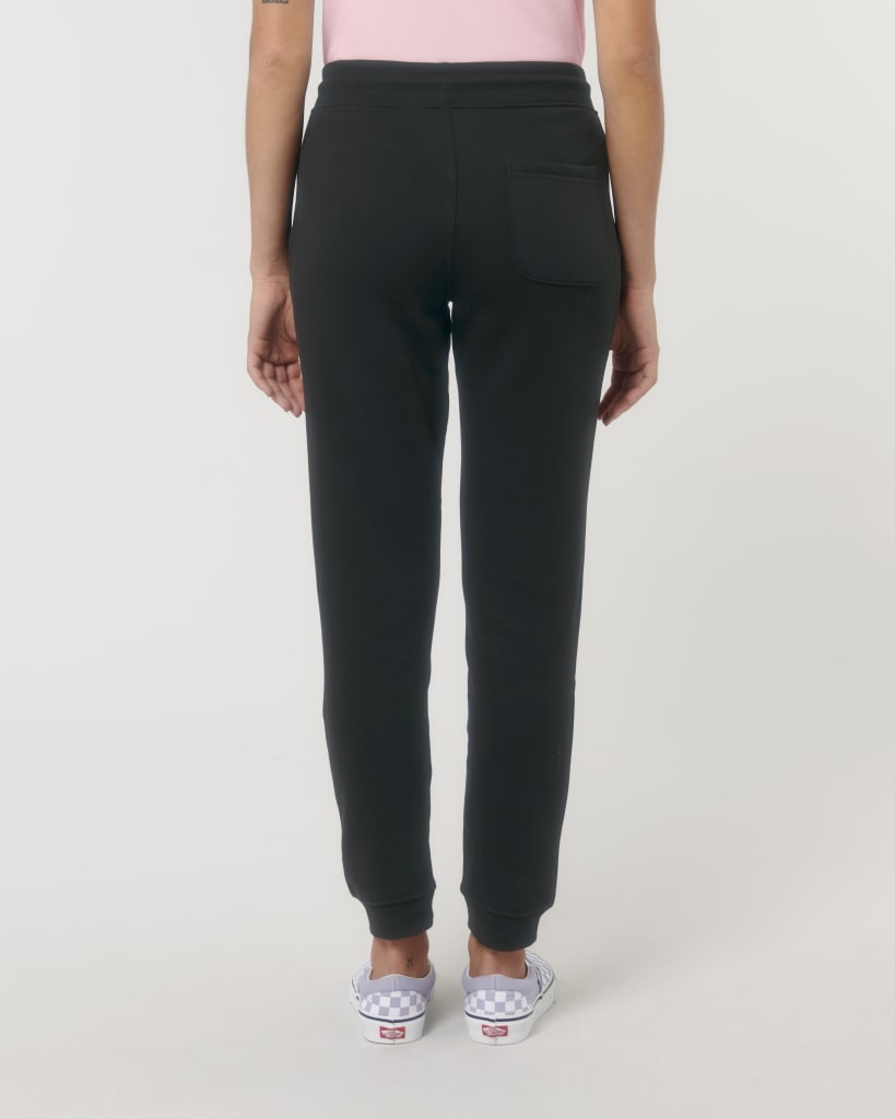 Black SBM5_STBM569_C002.jpg