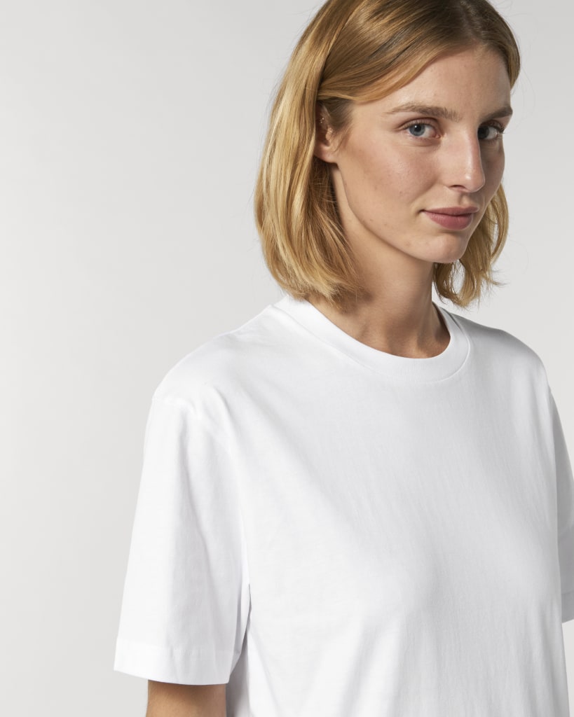 White SFD5_STTU759_C001.jpg