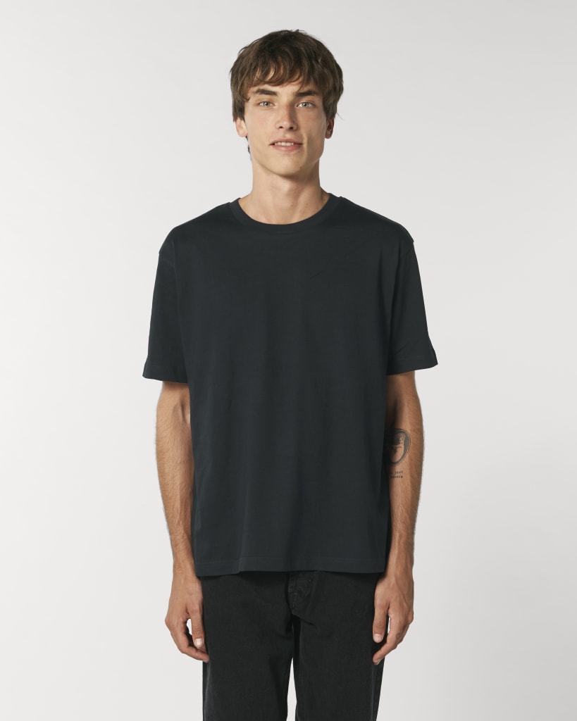 Black SFM1_STTU759_C002.jpg