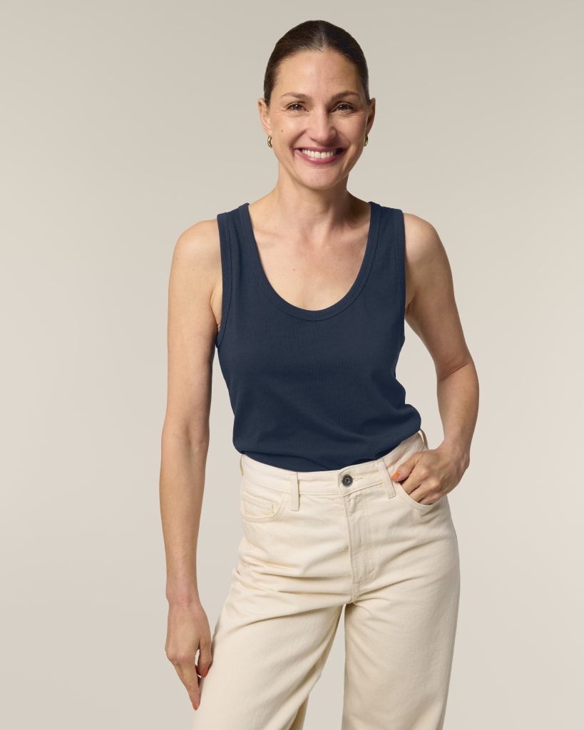 1 Stella Ava