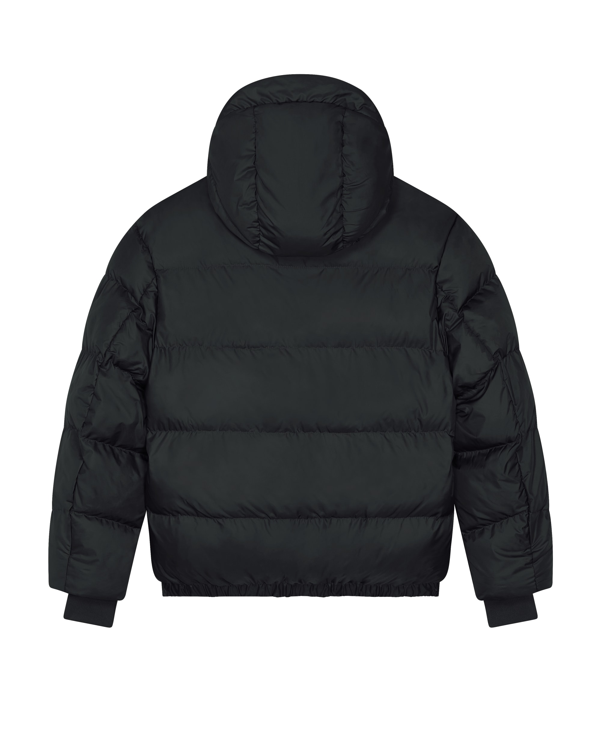Black PBM0_STJU840_C002.jpg