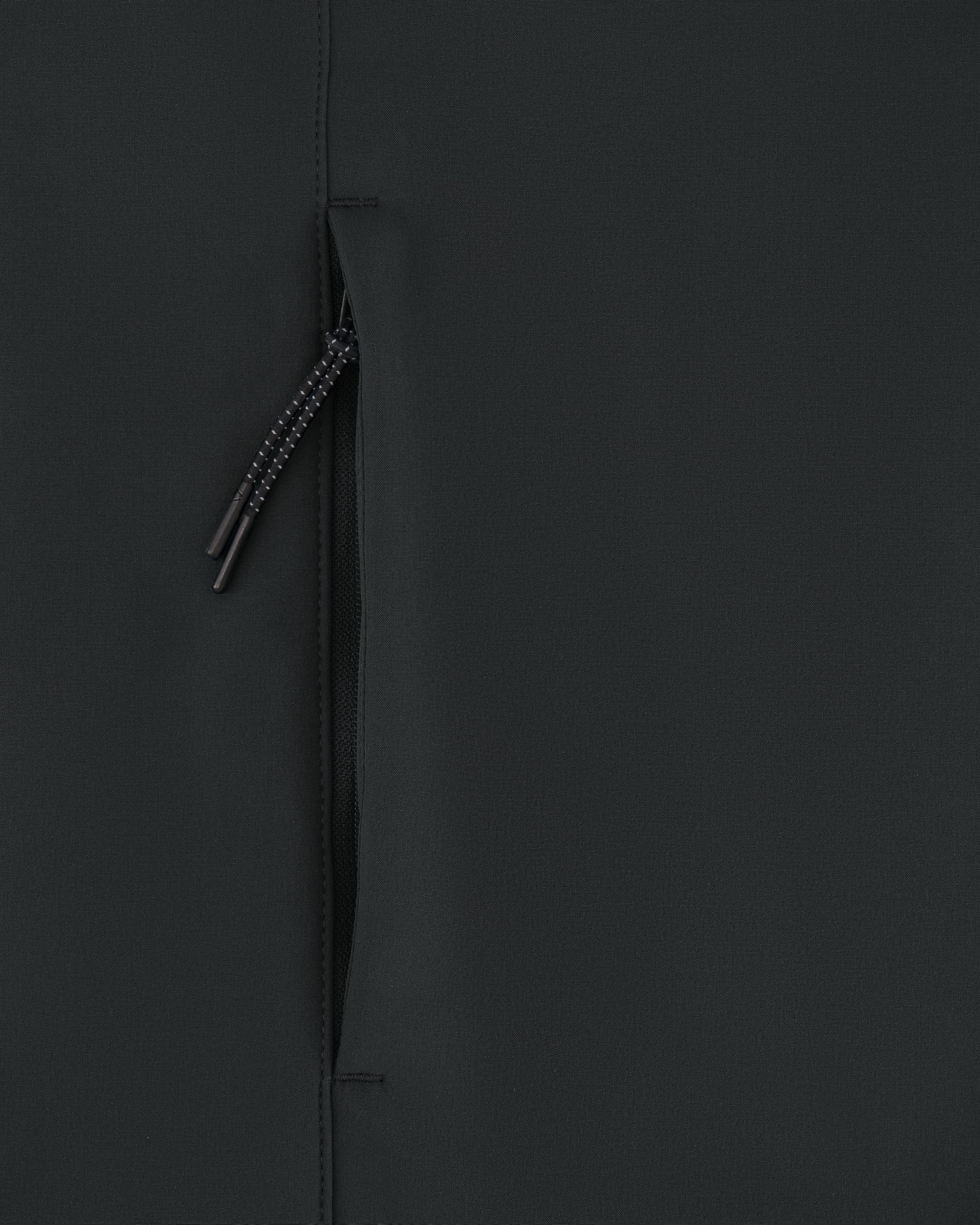 Black PFD4_STJM167_C002.jpg