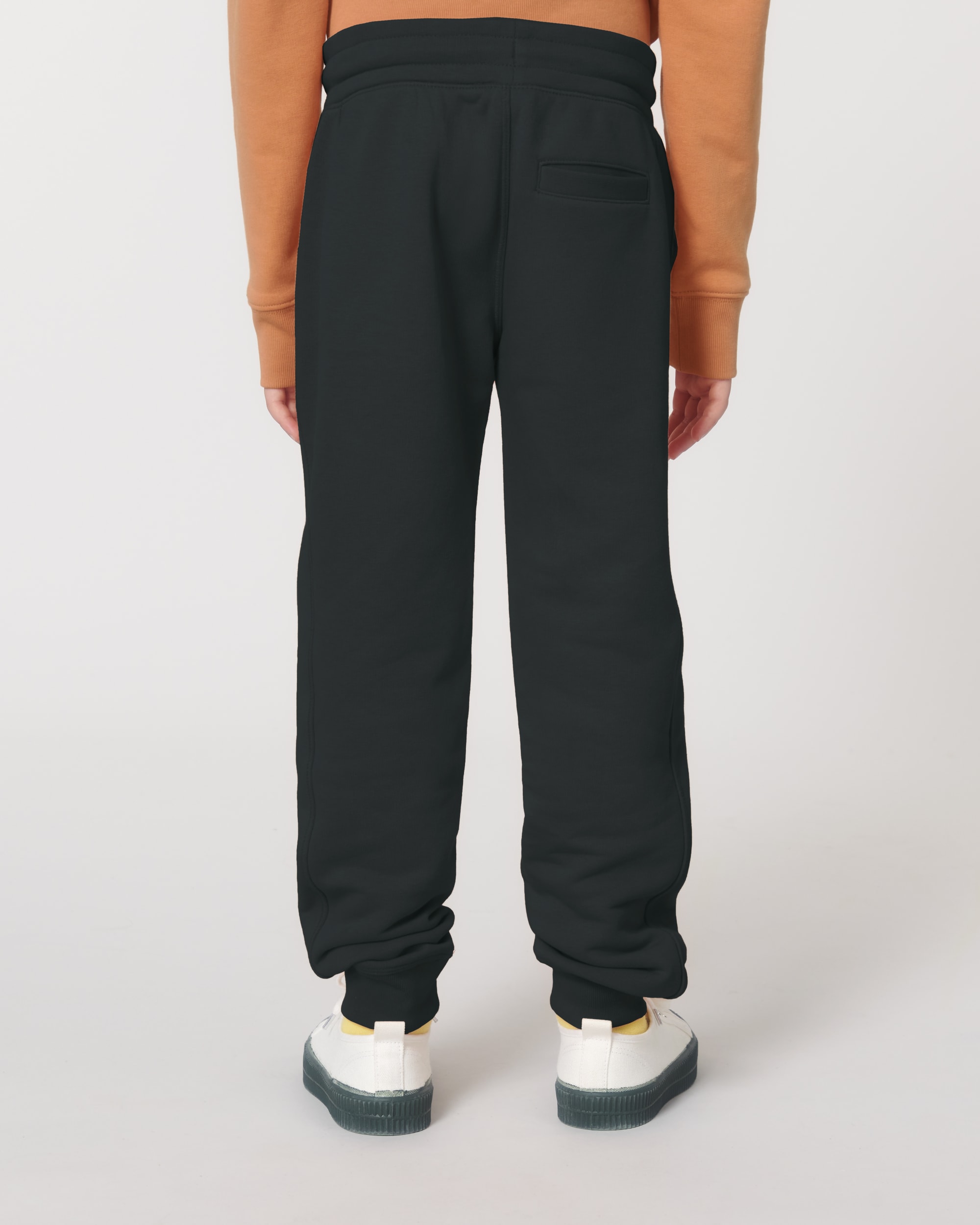Black SBM0_STBK910_C002.jpg