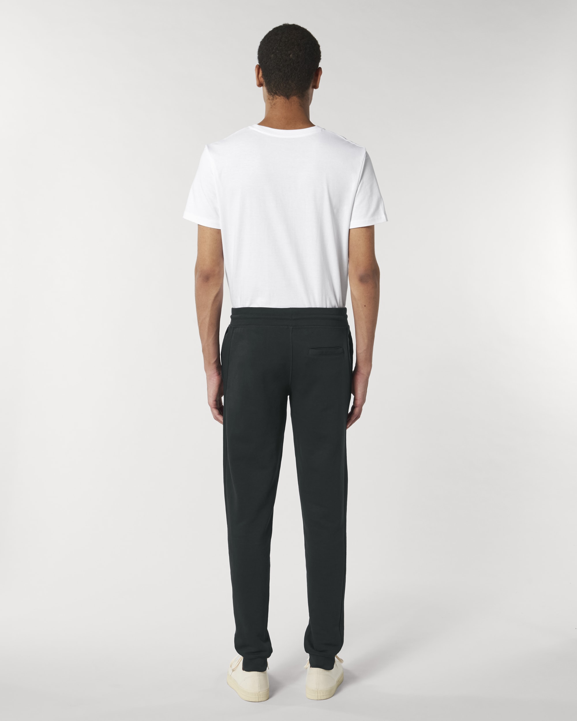 Black SBM0_STBM519_C002.jpg