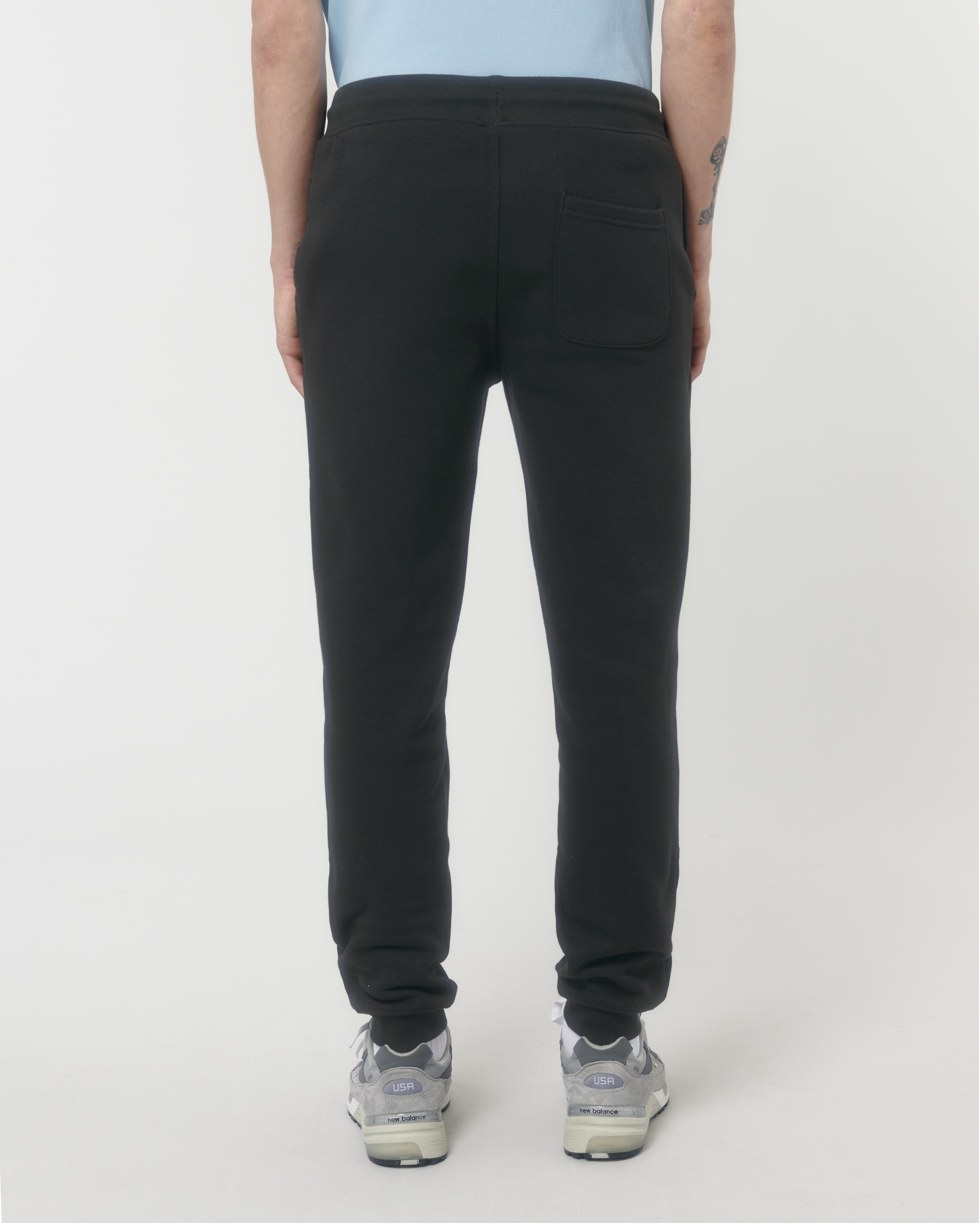 Black SBM0_STBM569_C002.jpg