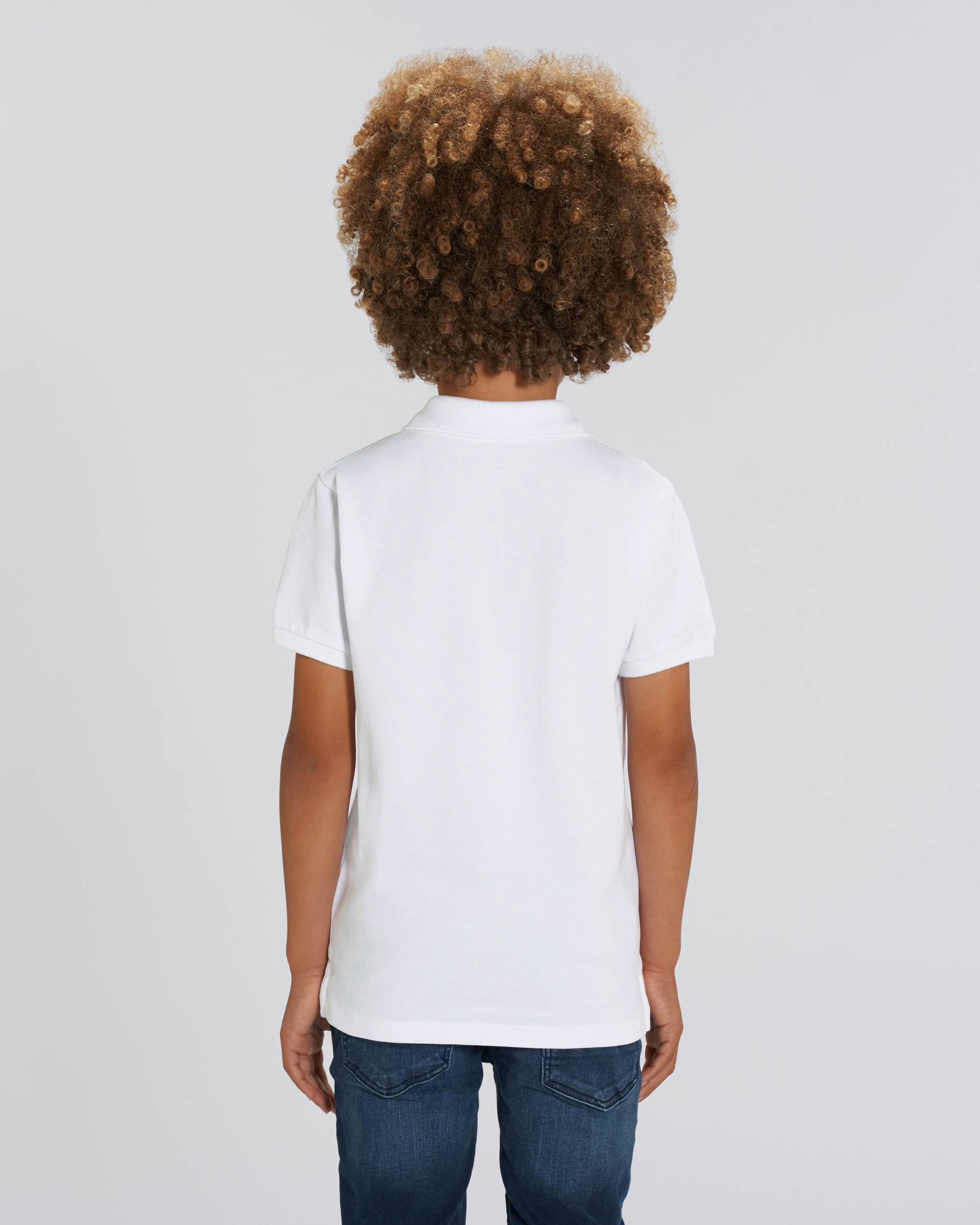 White SBM0_STPK908_C001.jpg