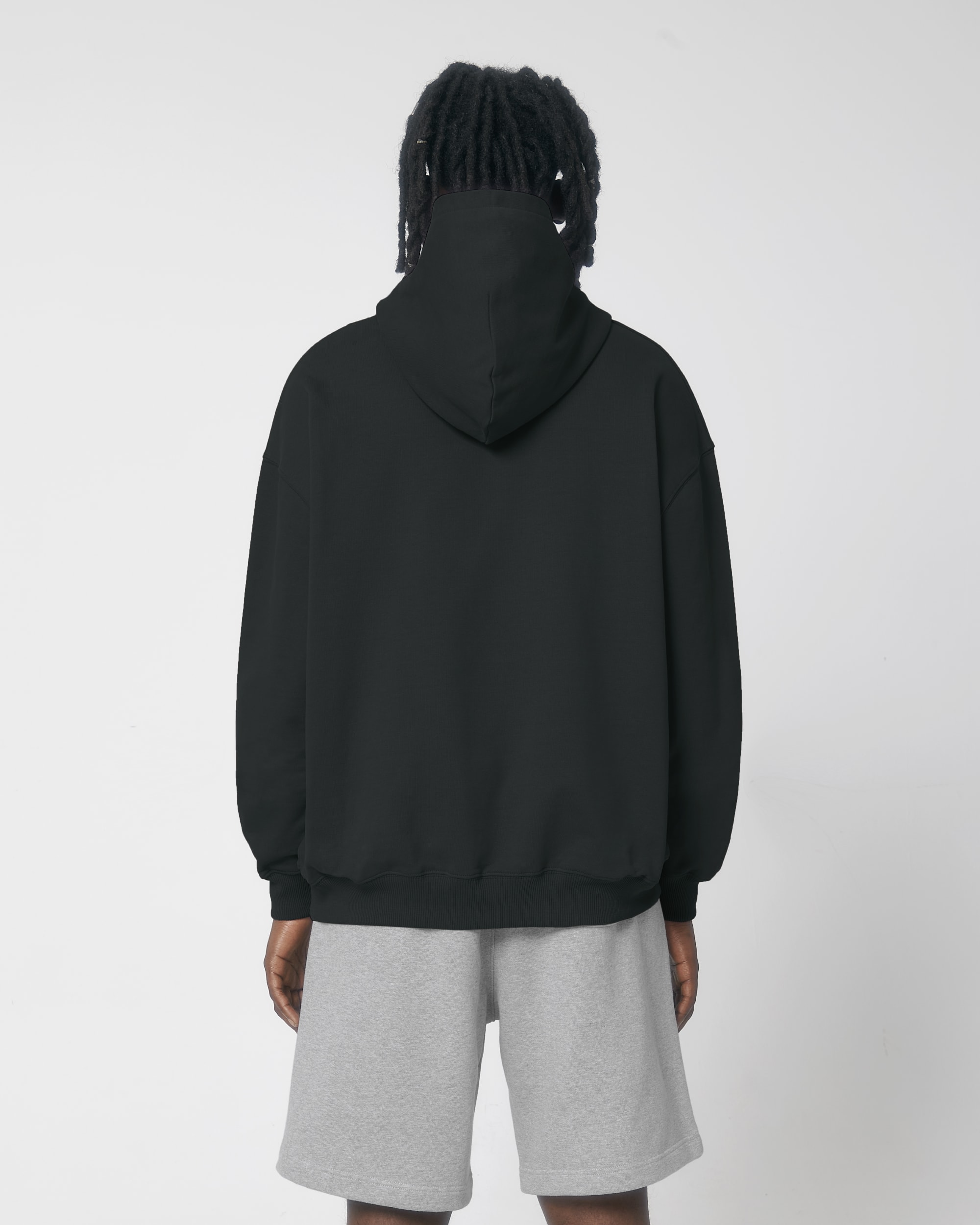 Black SBM0_STSU797_C002.jpg