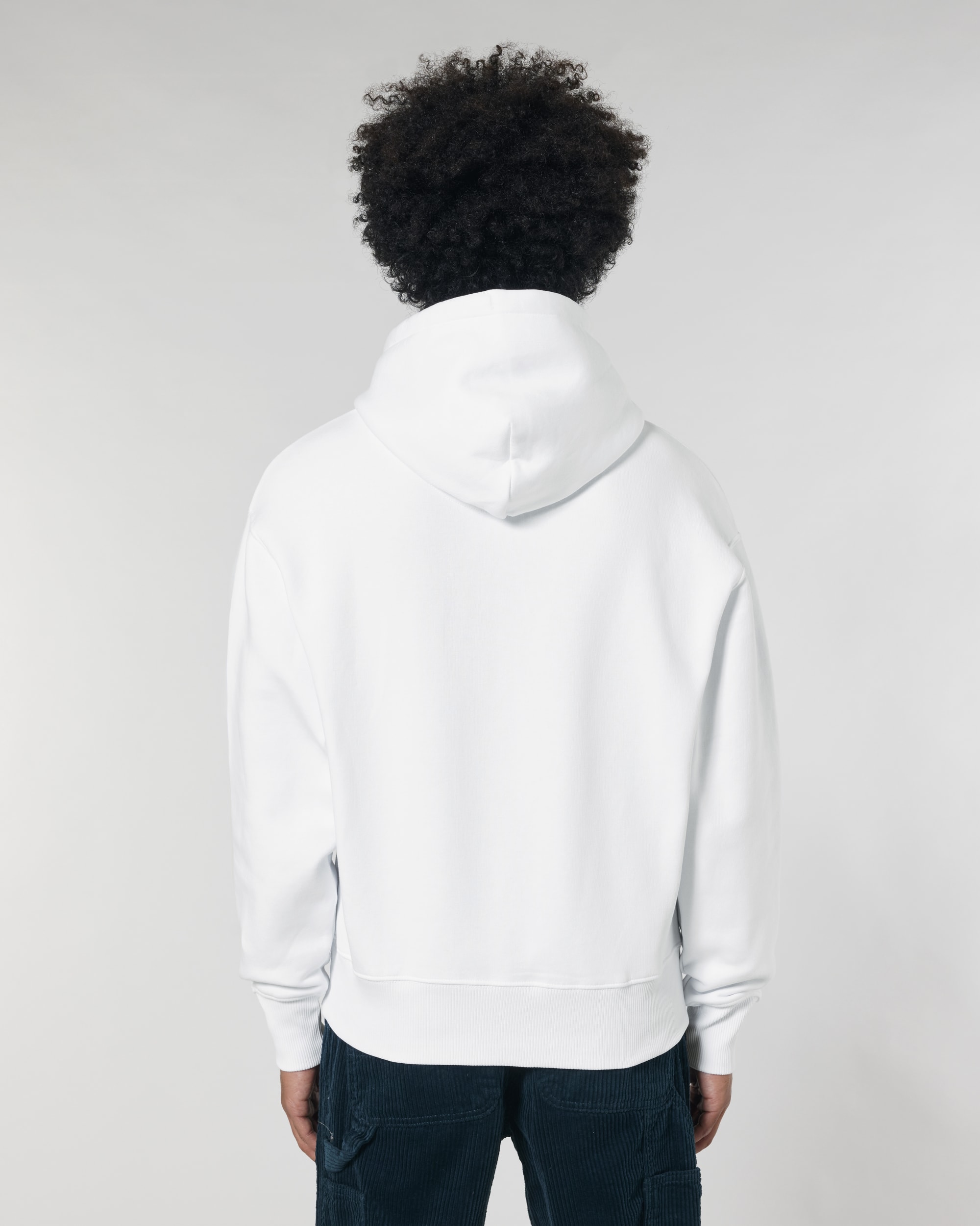 White SBM0_STSU856_C001.jpg