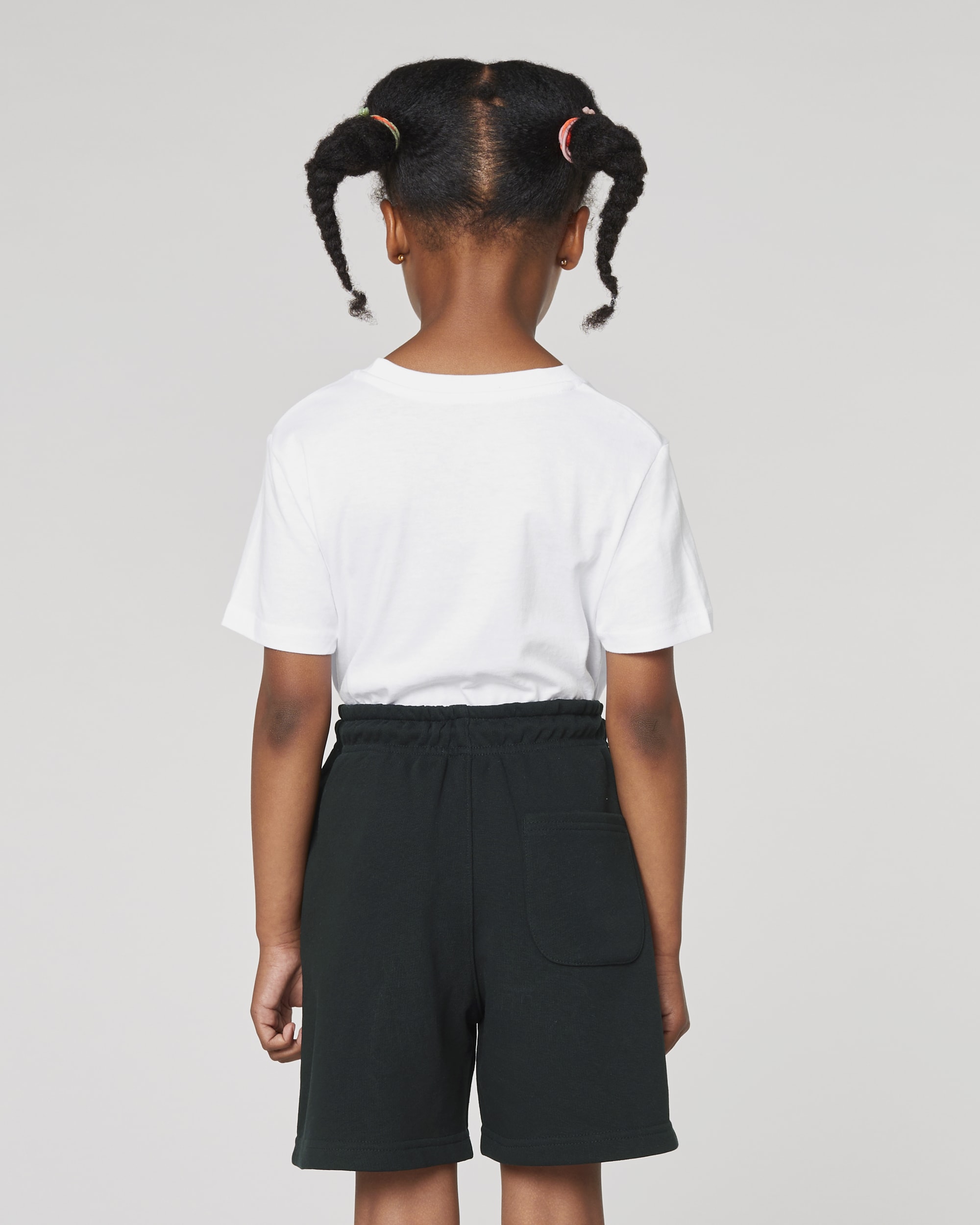 Black SBM5_STBK102_C002.jpg
