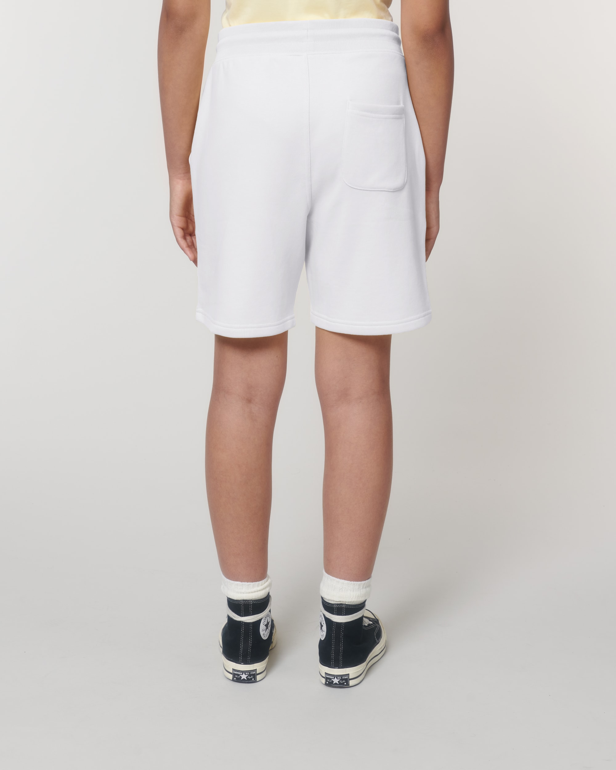 White SBM5_STBU578_C001.jpg