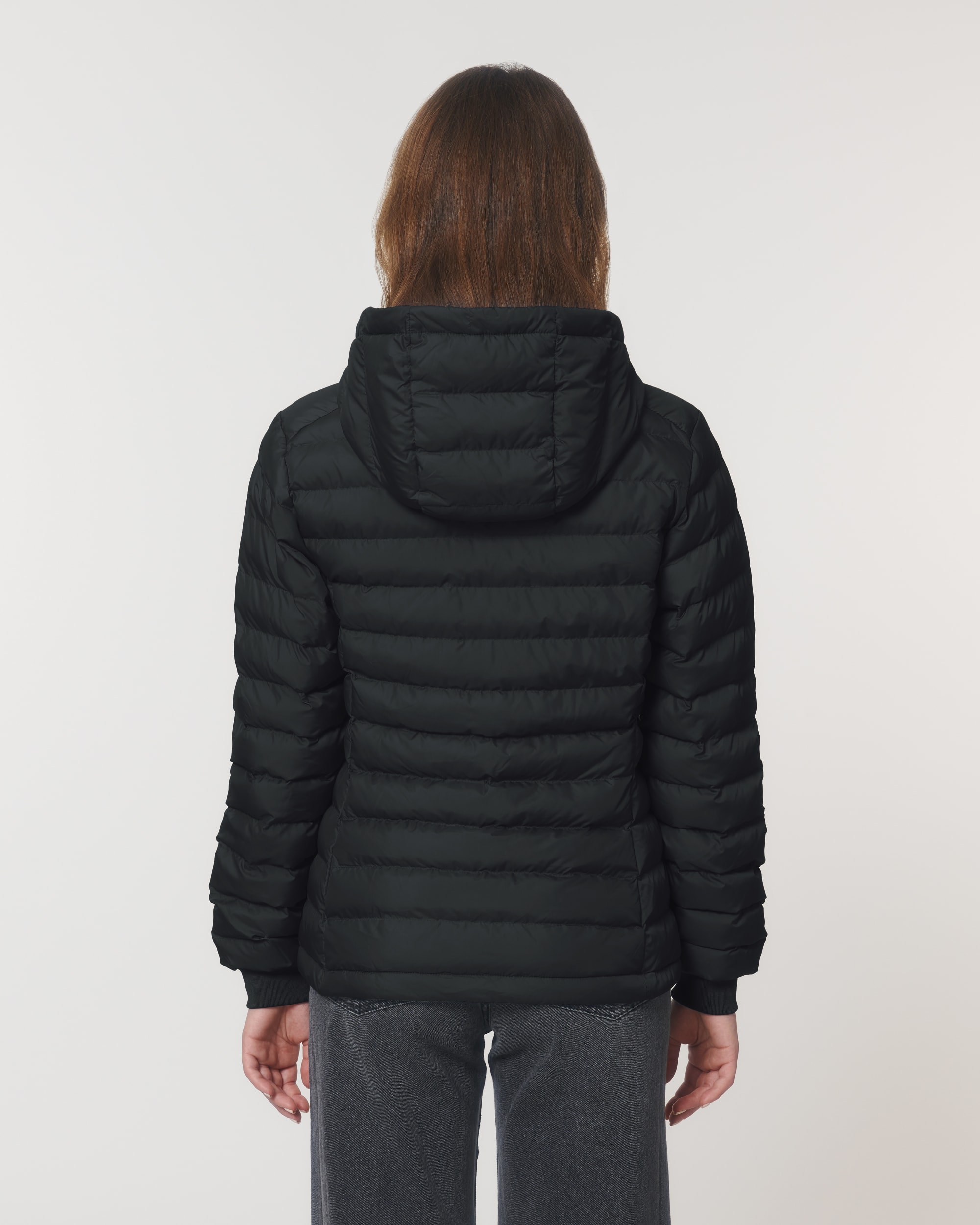 Black SBM5_STJW839_C002.jpg