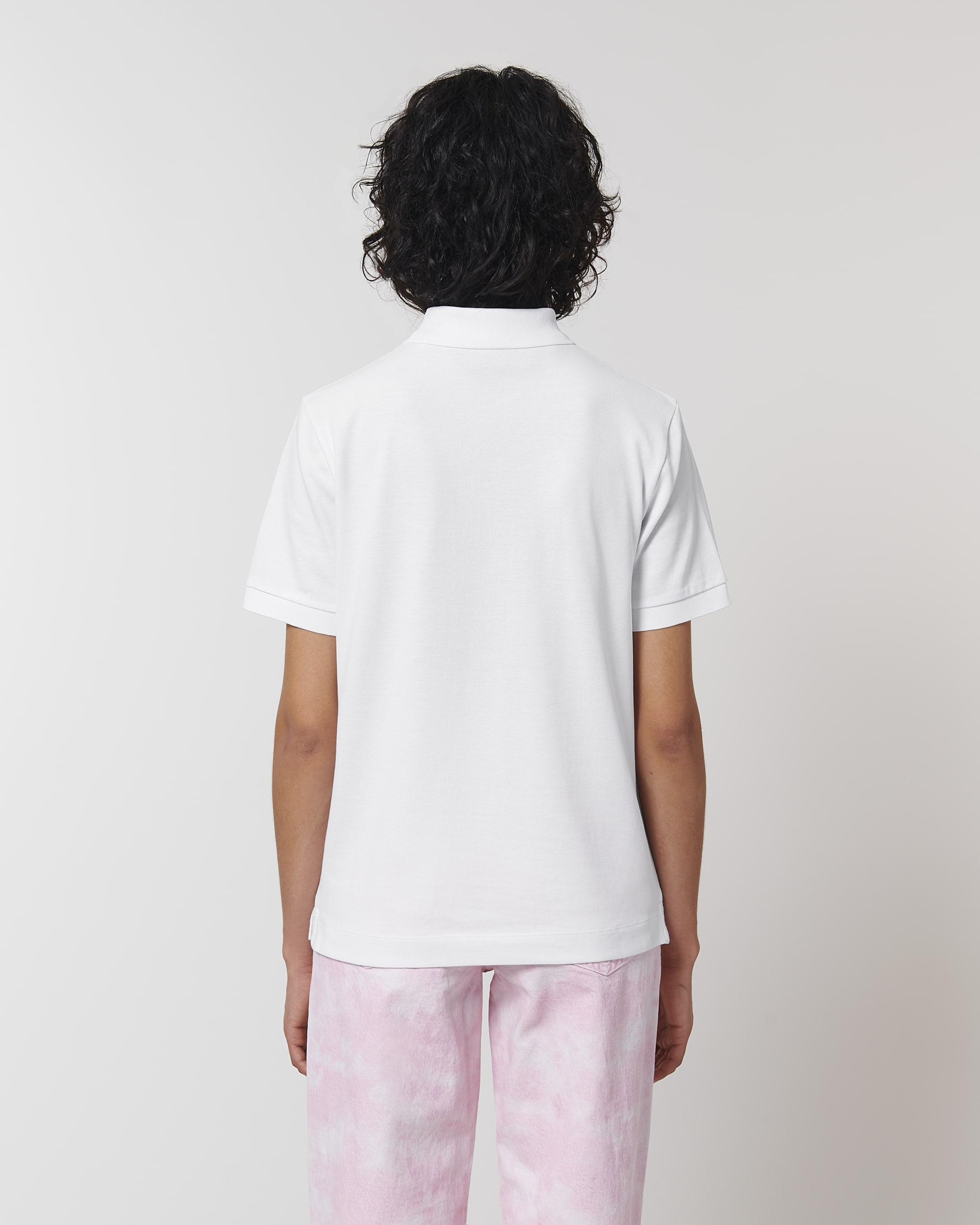 White SBM5_STPU331_C001.jpg
