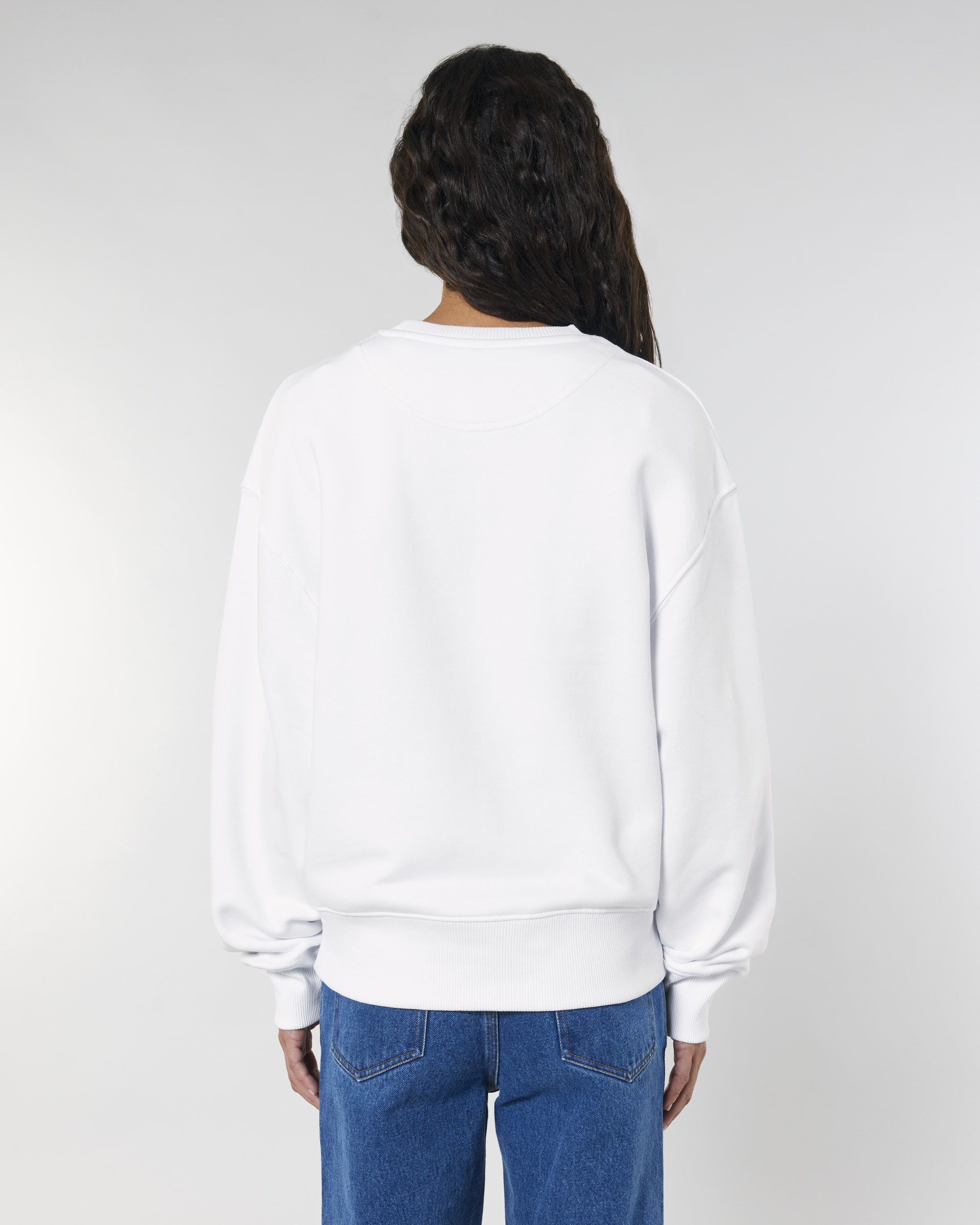 White SBM5_STSU857_C001.jpg