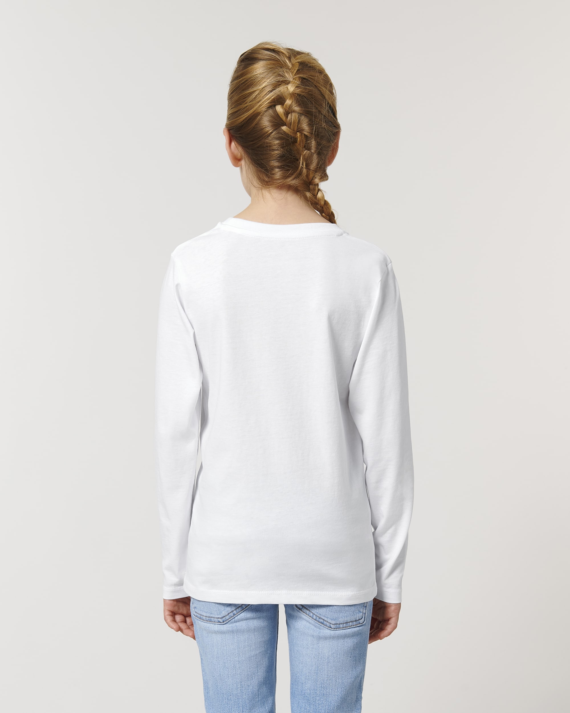 White SBM5_STTK907_C001.jpg