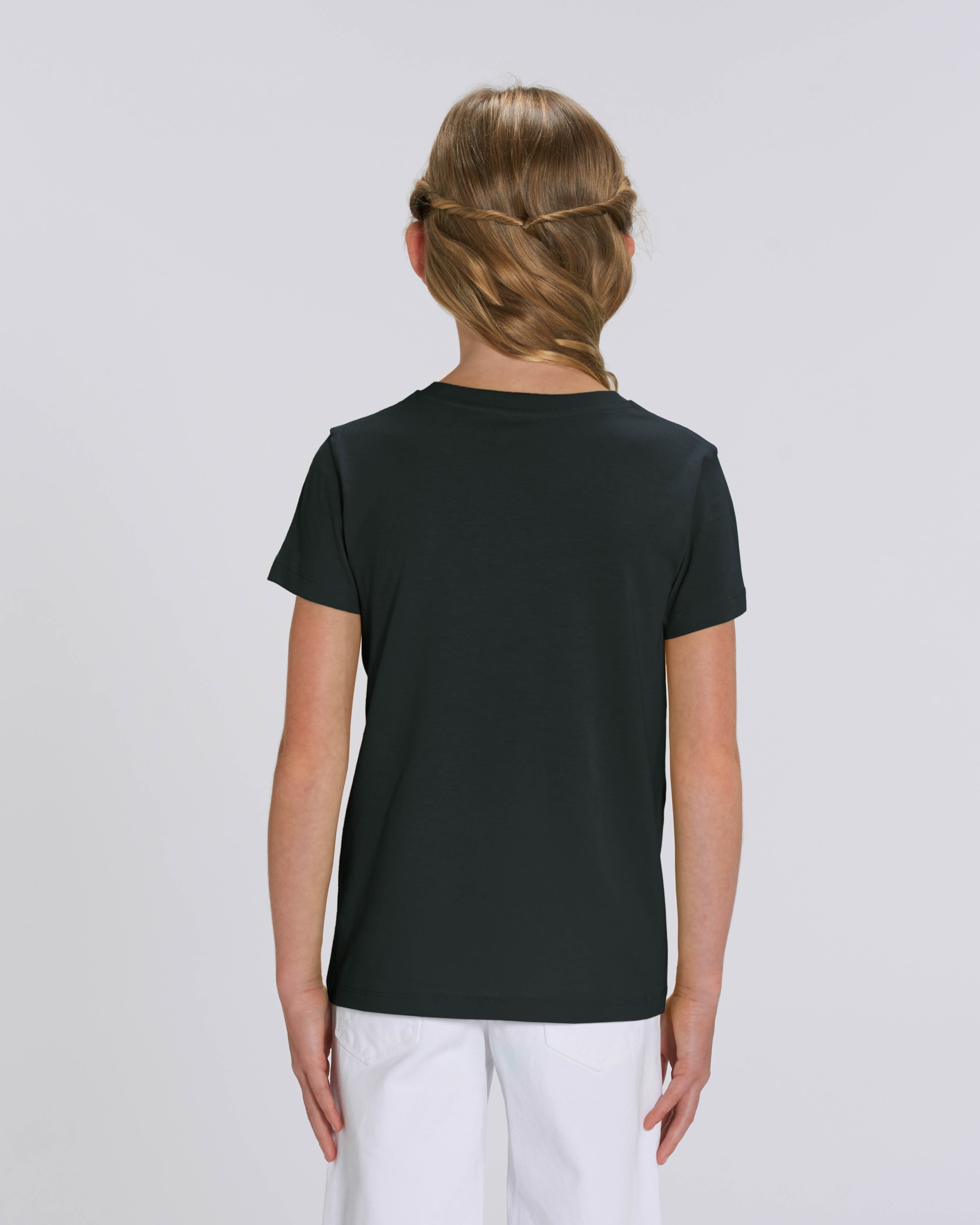 Black SBM5_STTK909_C002.jpg