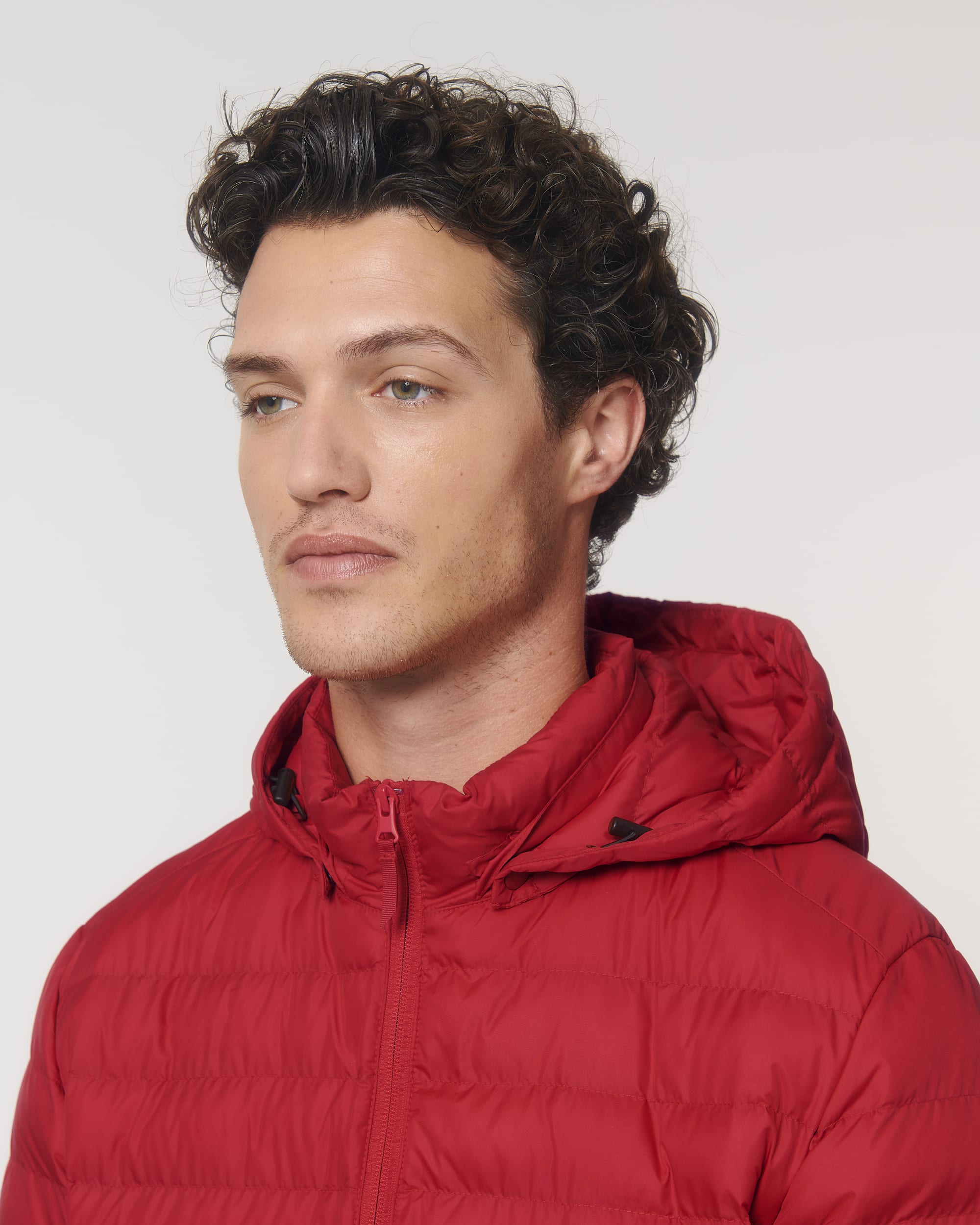 Red SFD0_STJM837_C004.jpg
