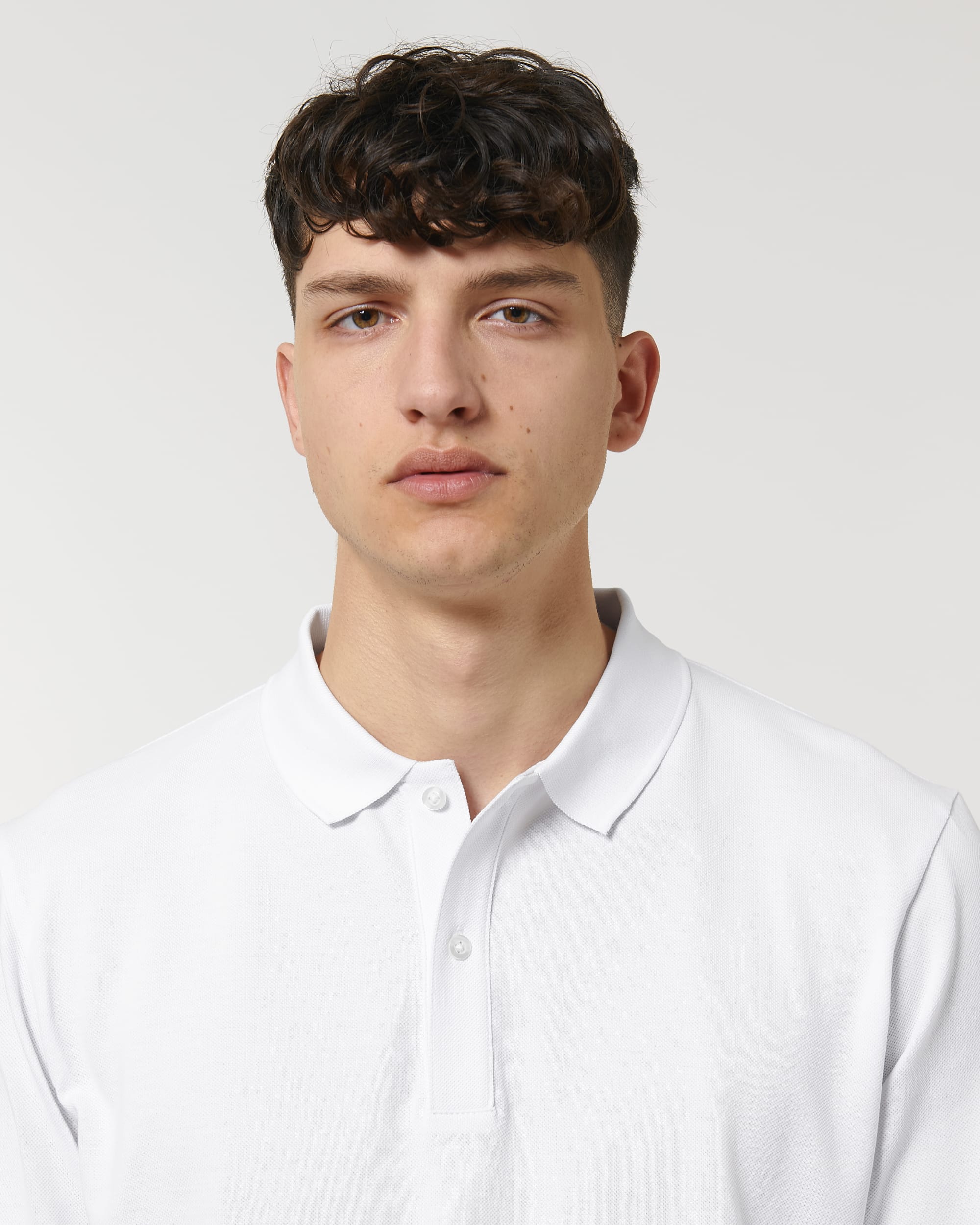 White SFD0_STPU332_C001.jpg