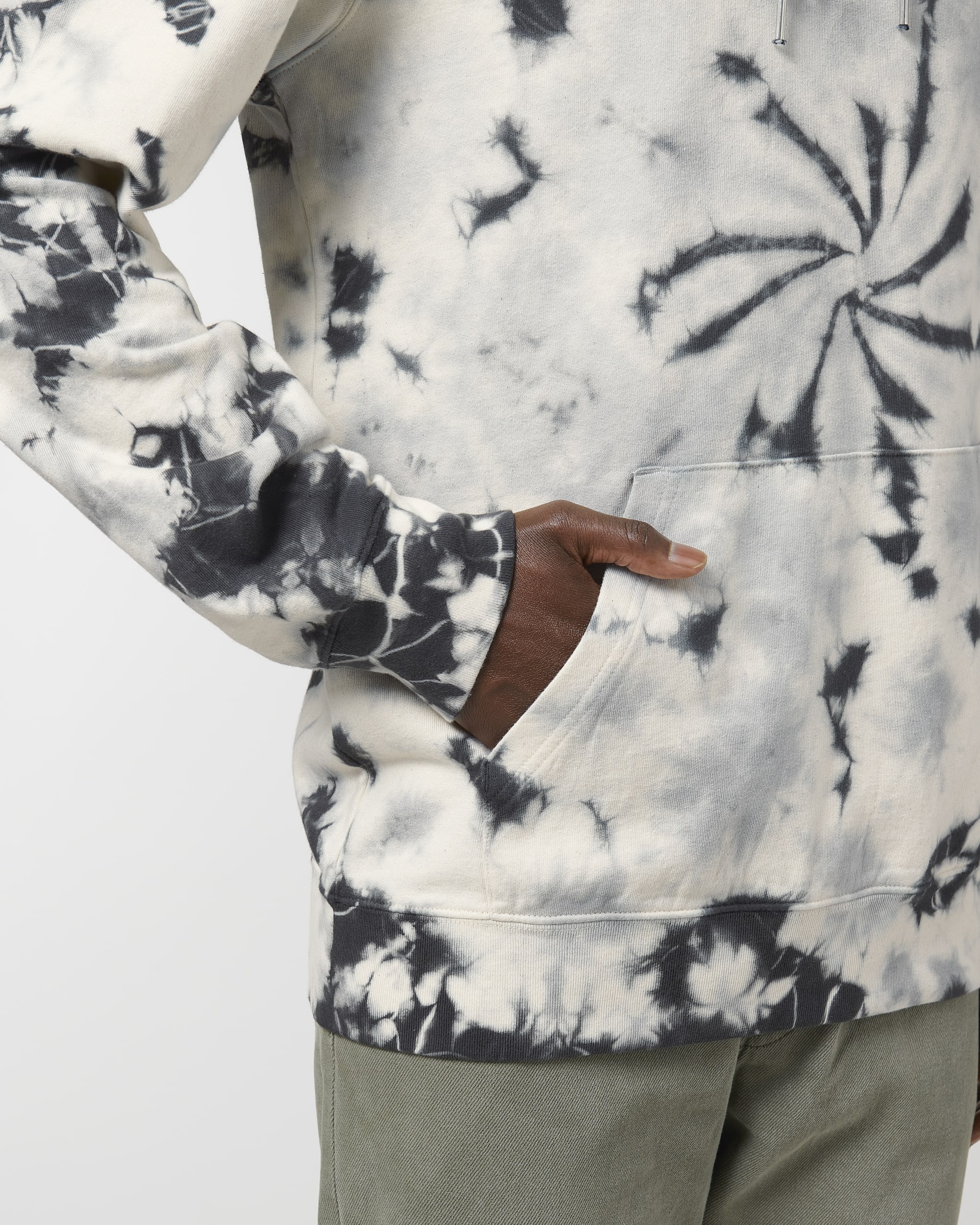 Tie&Dye Natural Raw/Black SFD2_STSU854_C824.jpg