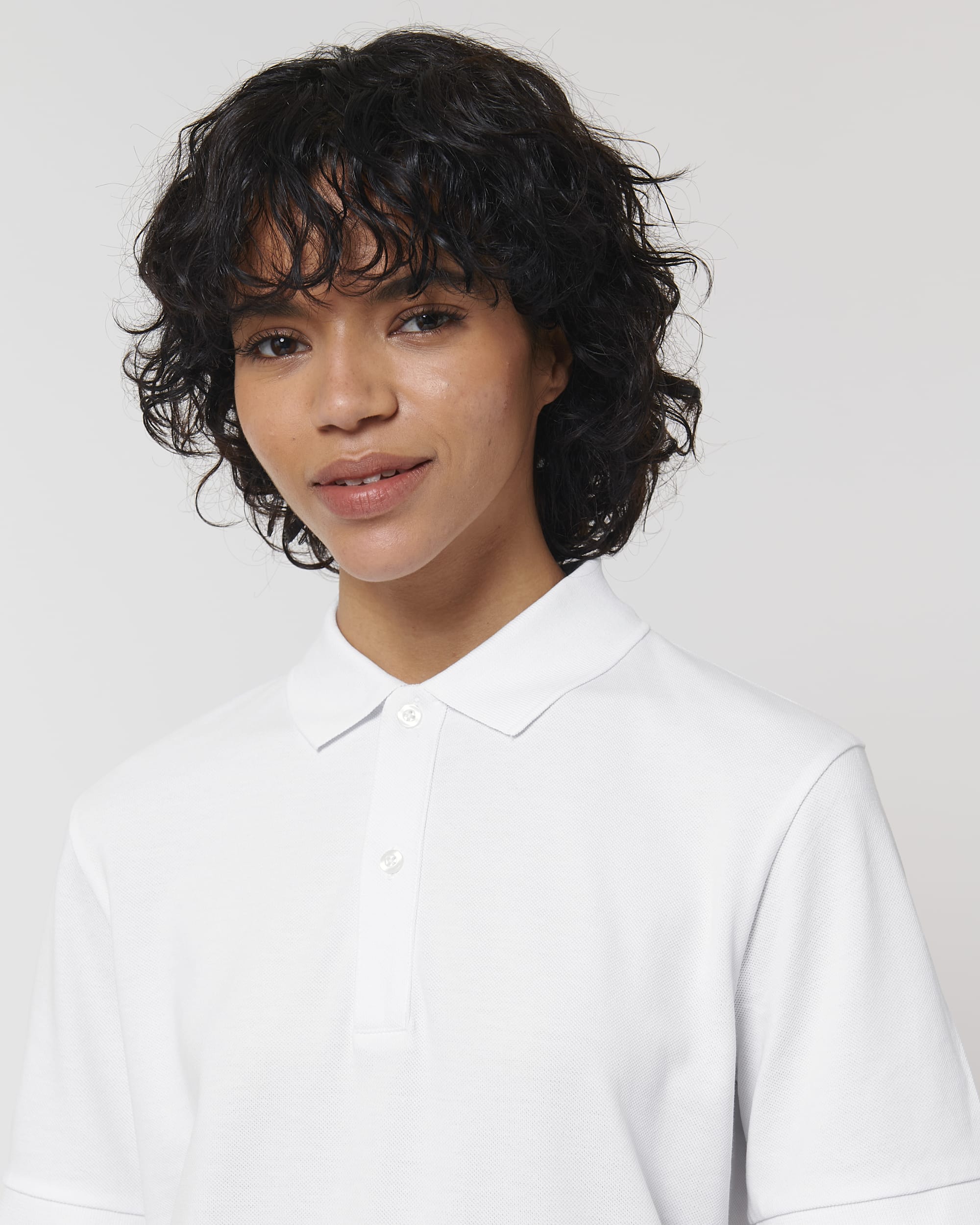 White SFD5_STPU331_C001.jpg