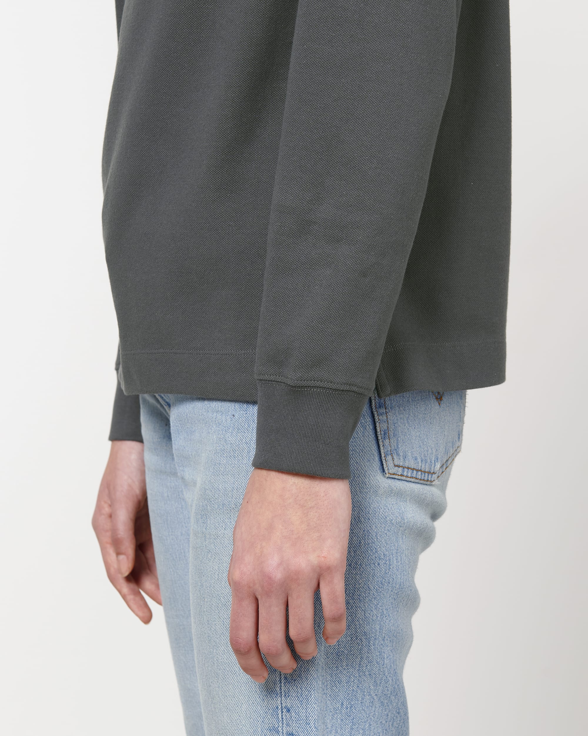 Anthracite SFD6_STPU332_C253.jpg