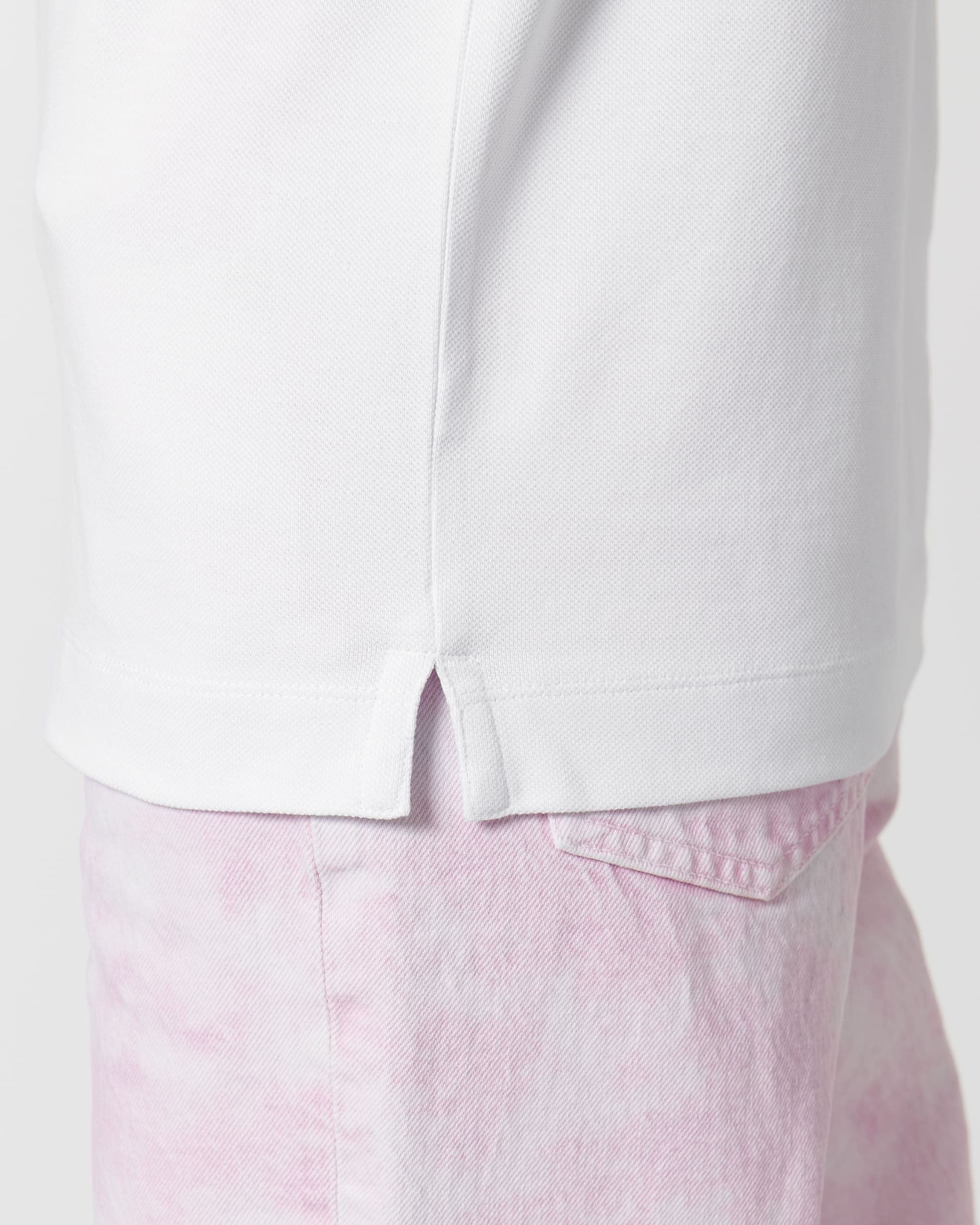 White SFD7_STPU331_C001.jpg