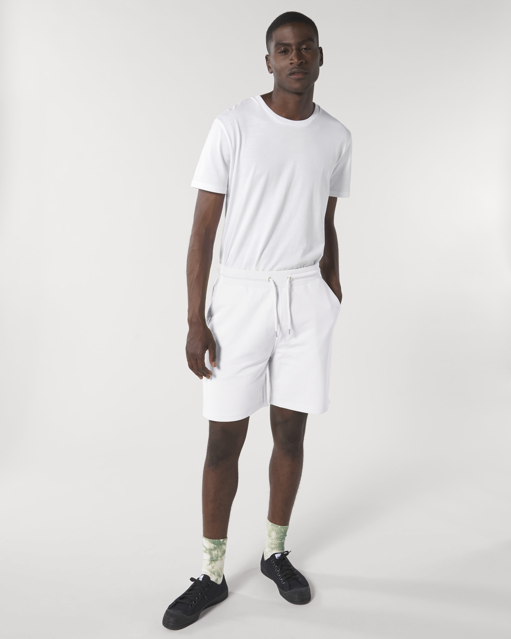 White SFM0_STBU578_C001.jpg