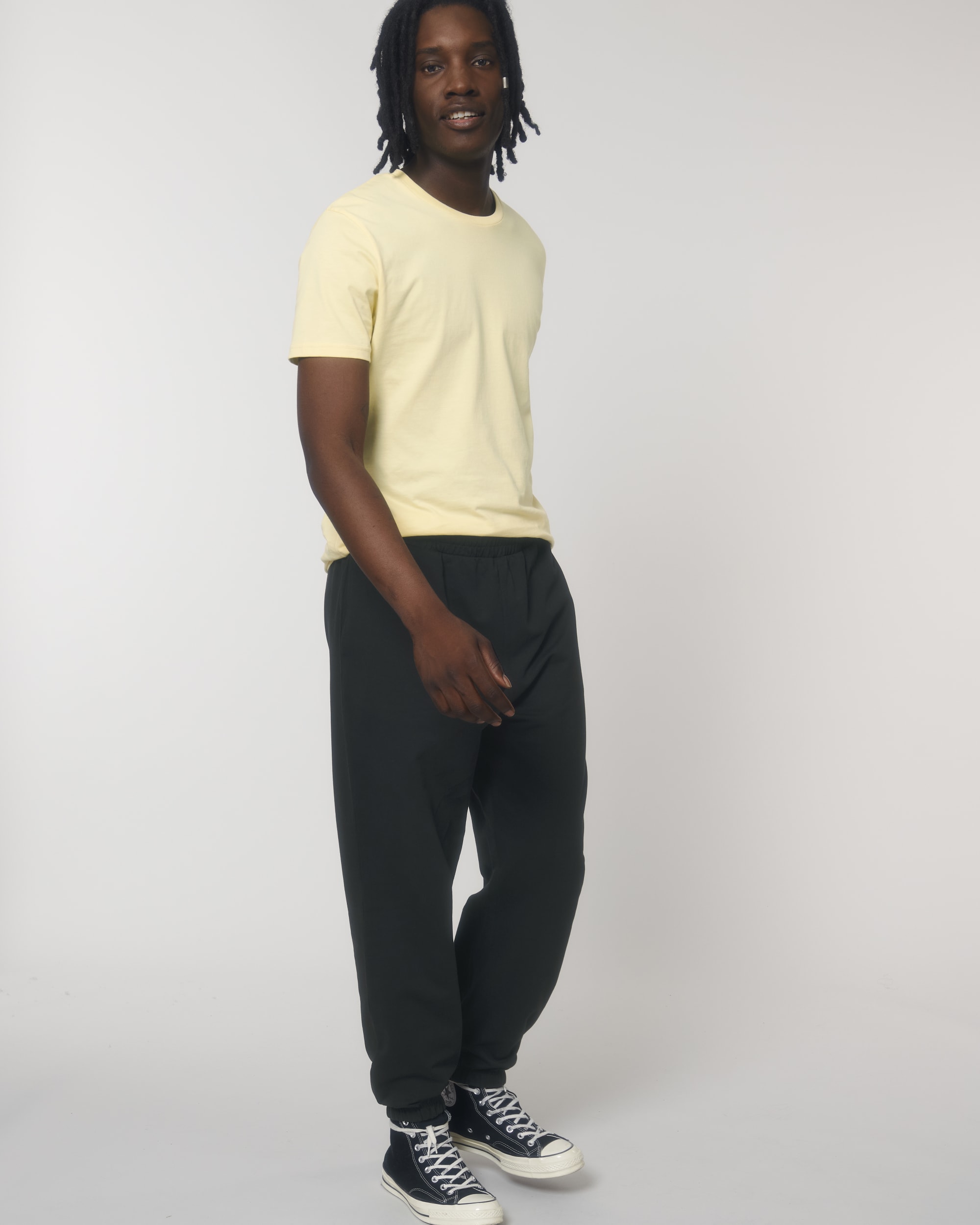 Black SFM0_STBU587_C002.jpg