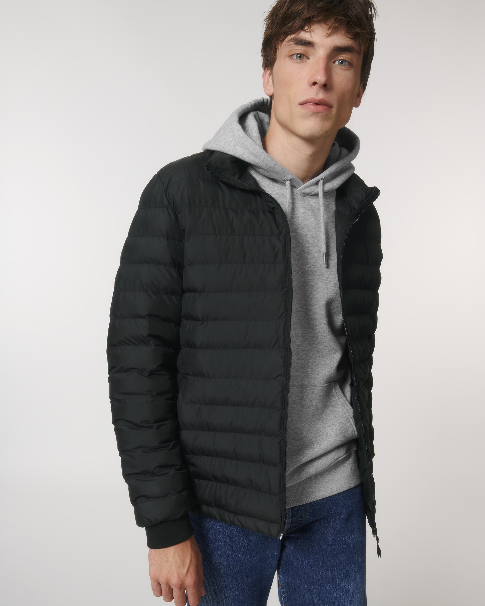 Black SFM0_STJM837_C002.jpg