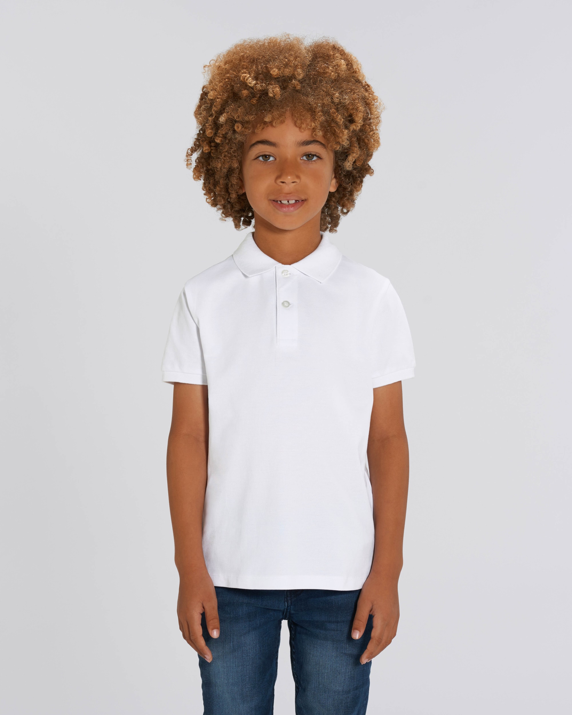 White SFM0_STPK908_C001.jpg