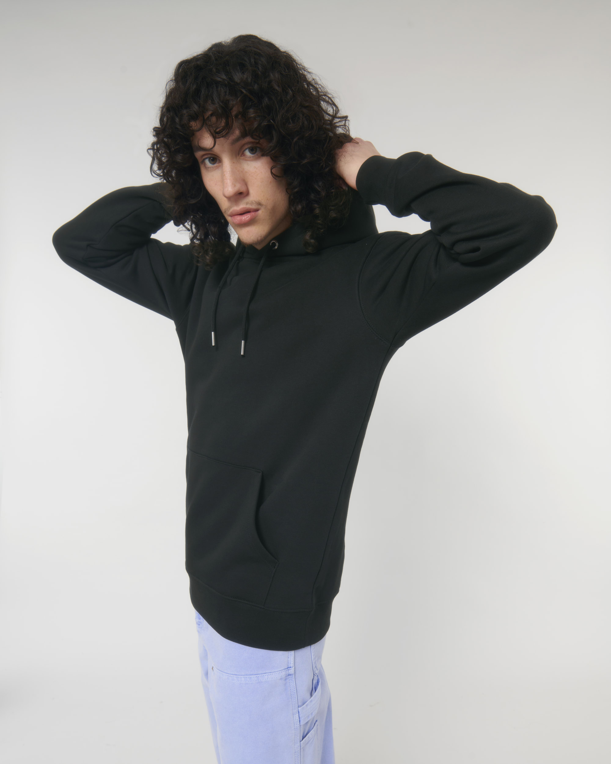 Black SFM0_STSU822_C002.jpg
