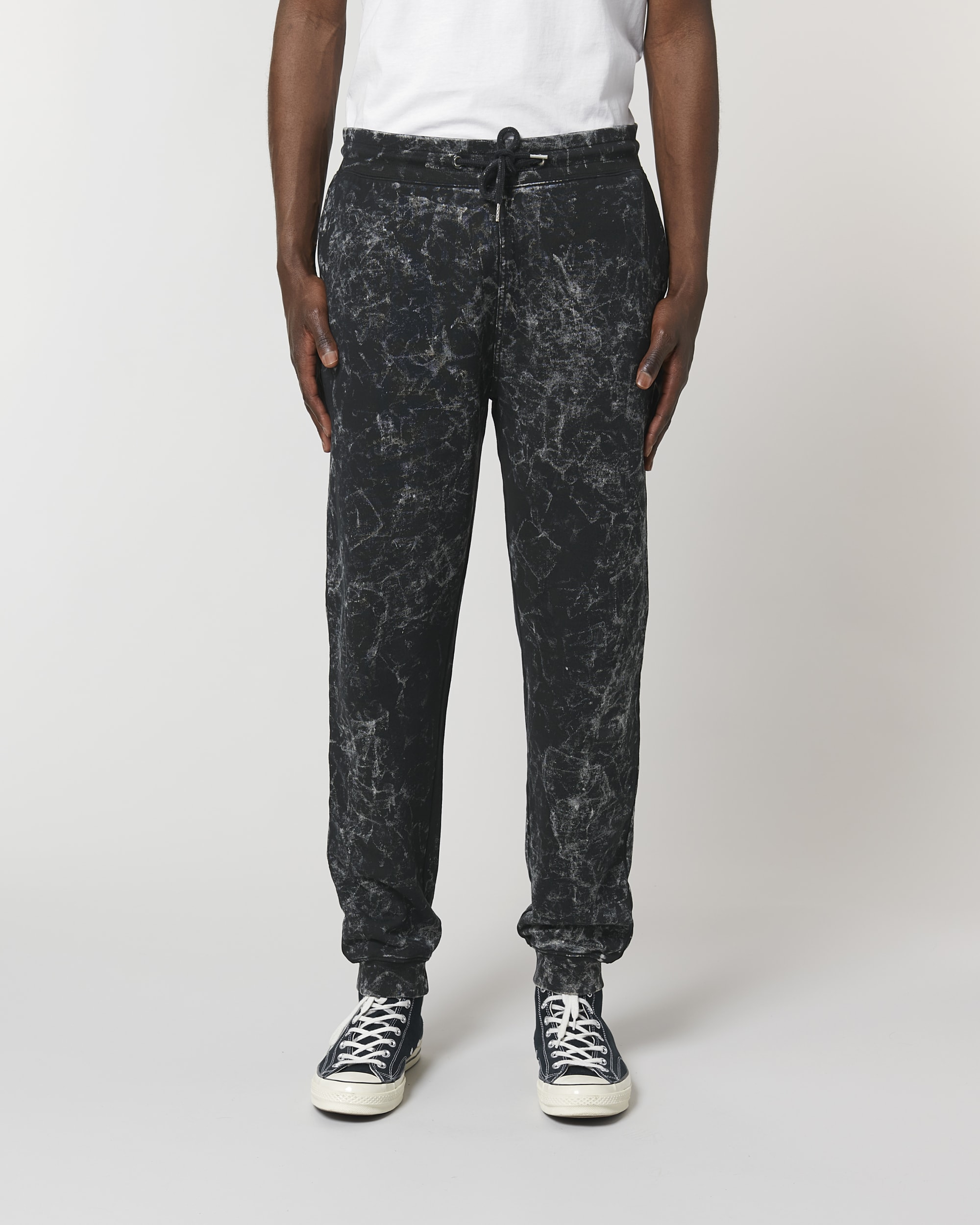 G. Dyed Black Splatter SFM1_STBU579_C547.jpg