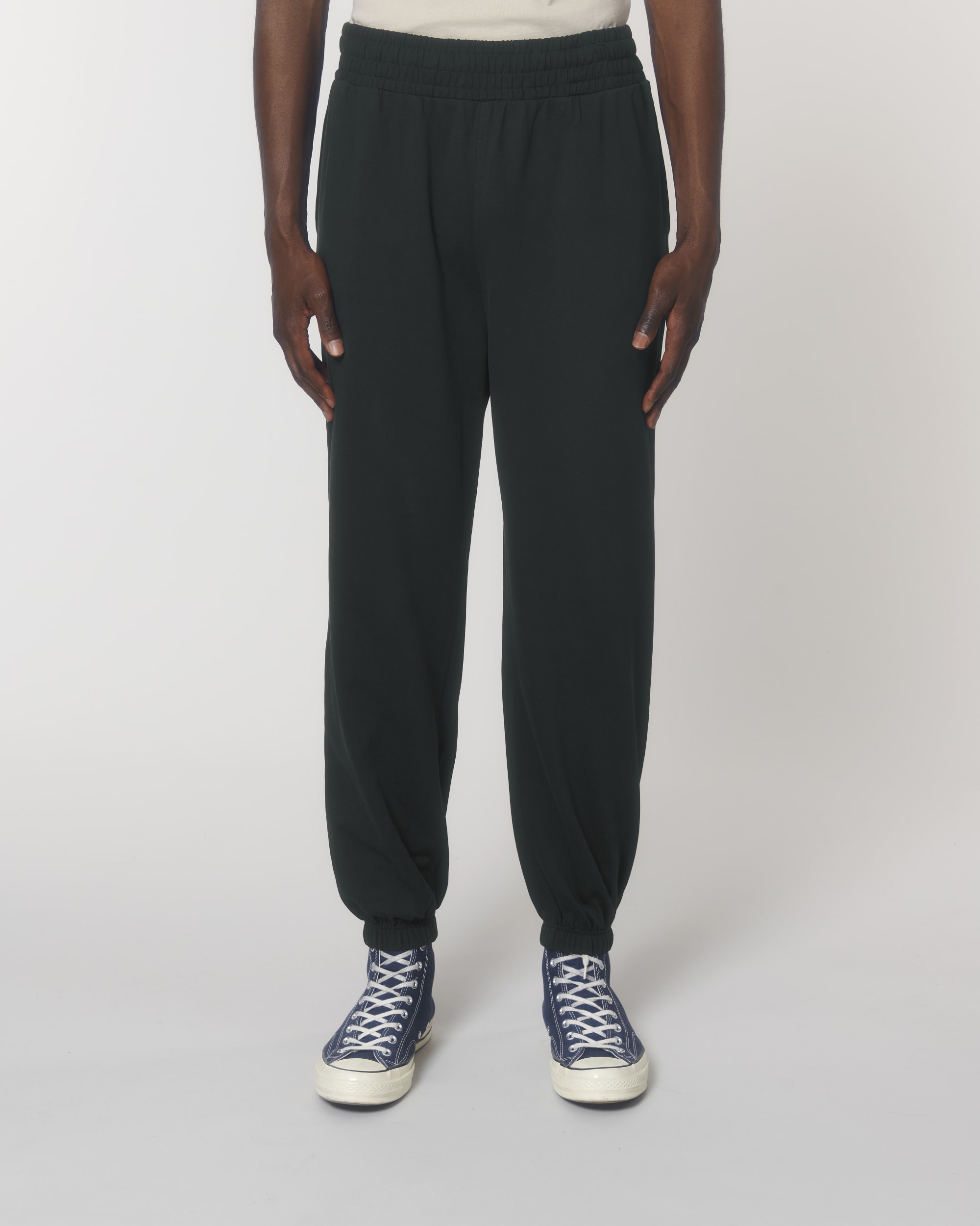 Black SFM1_STBU587_C002.jpg