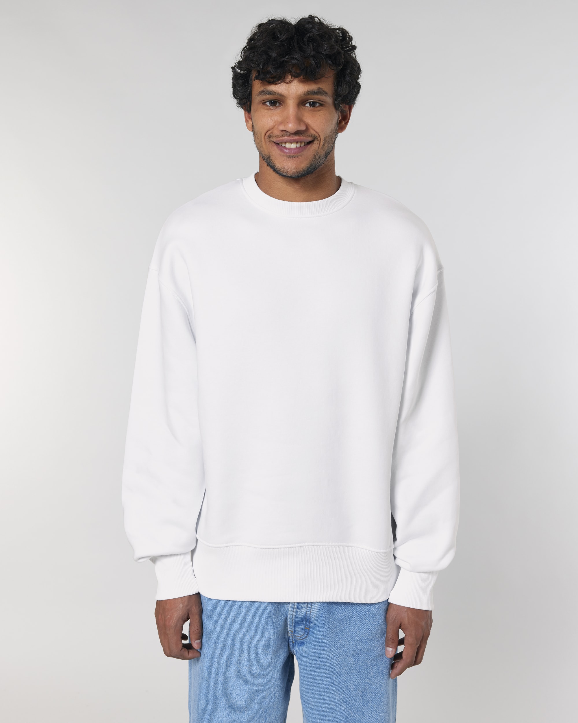 White SFM1_STSU857_C001.jpg