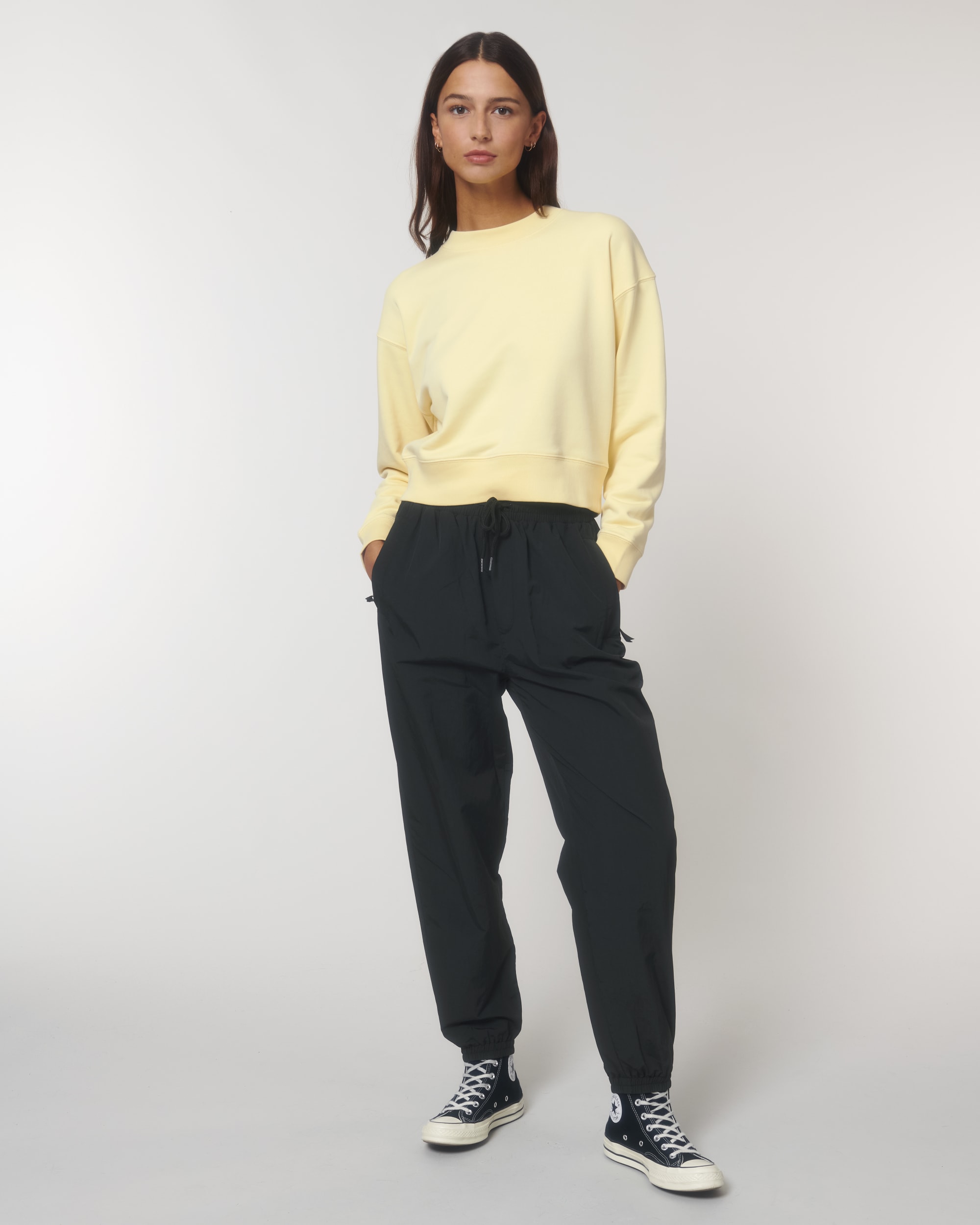 Black SFM5_STBU876_C002.jpg