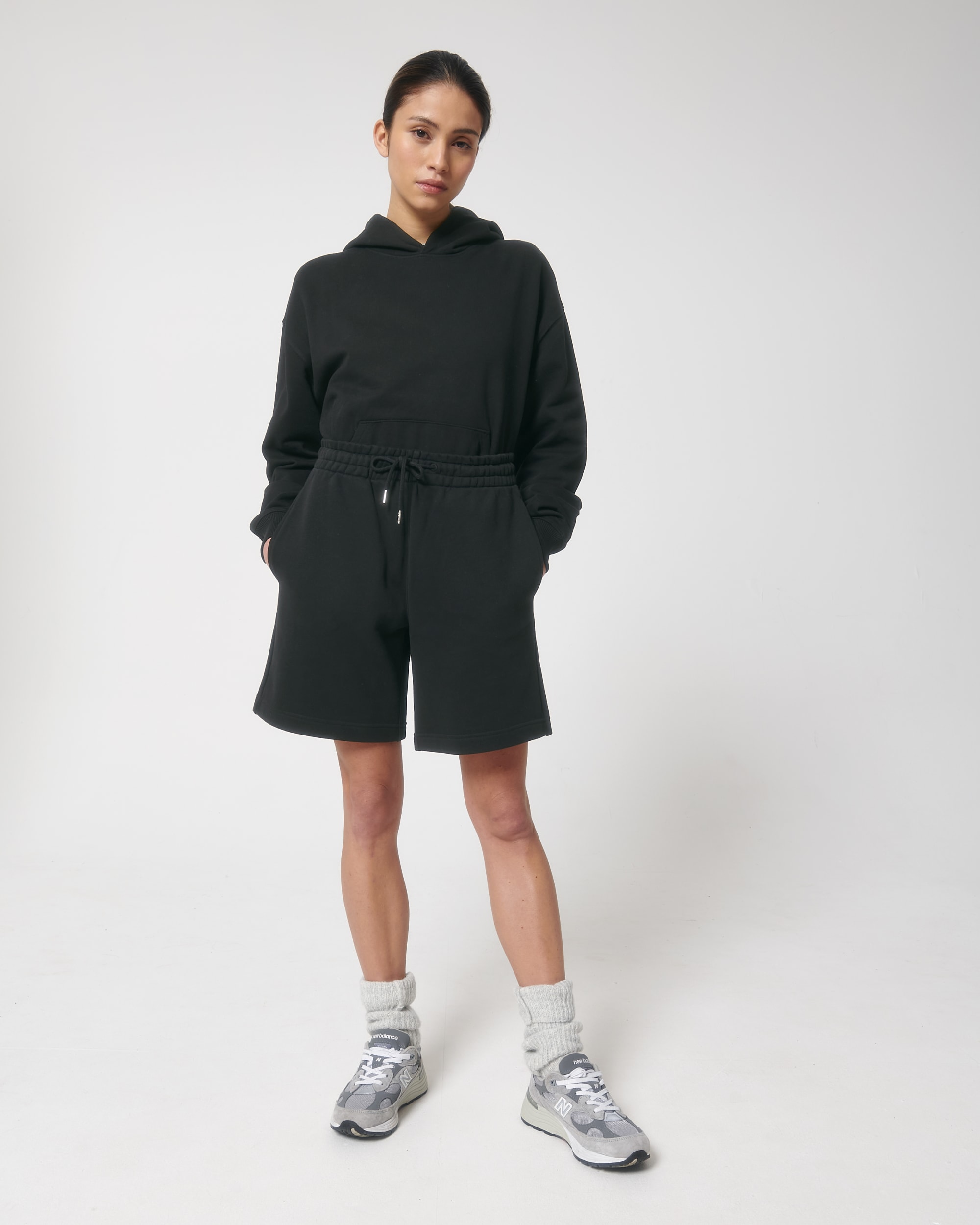 Black SFM5_STBU944_C002.jpg