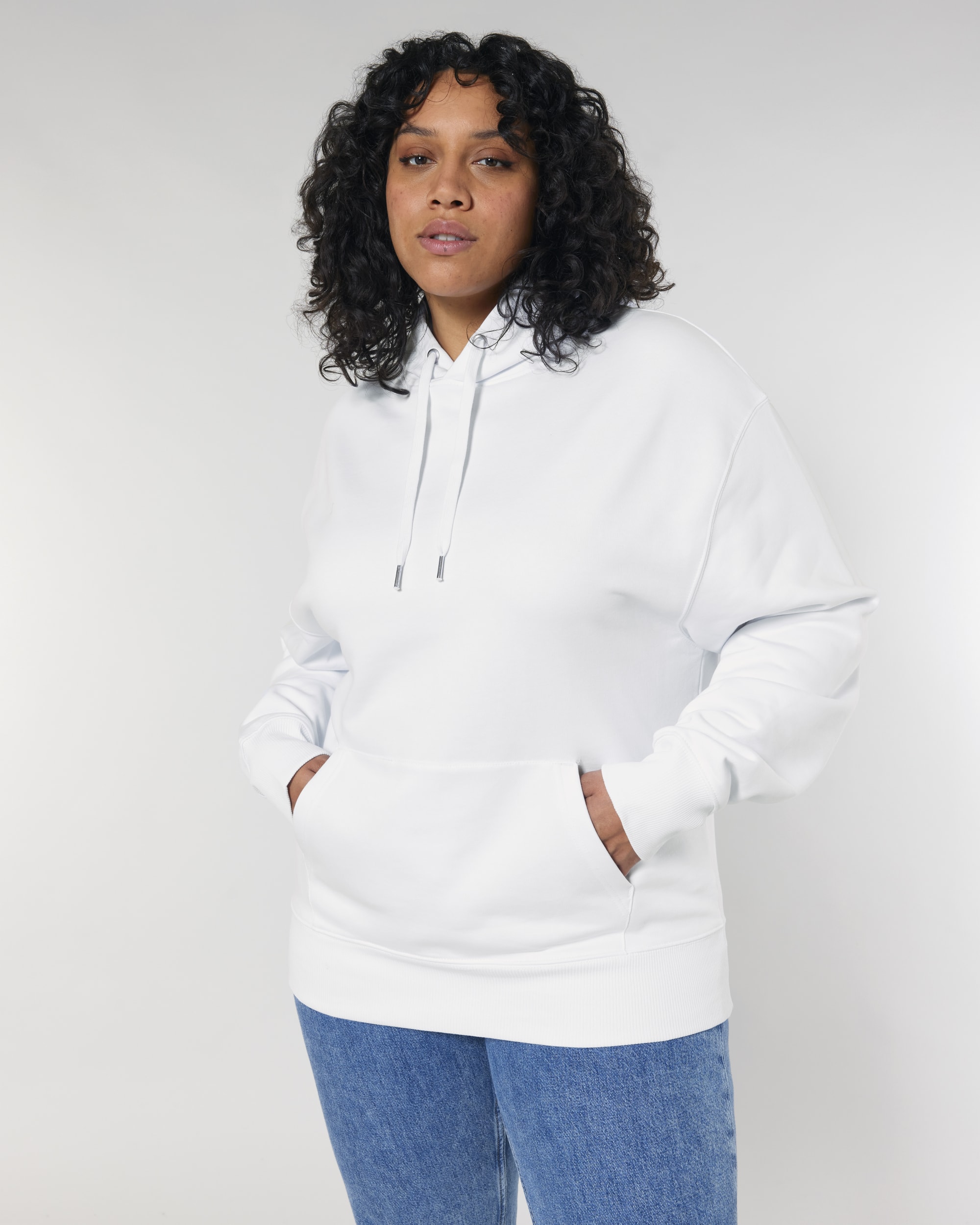 White SFM5_STSU856_C001.jpg