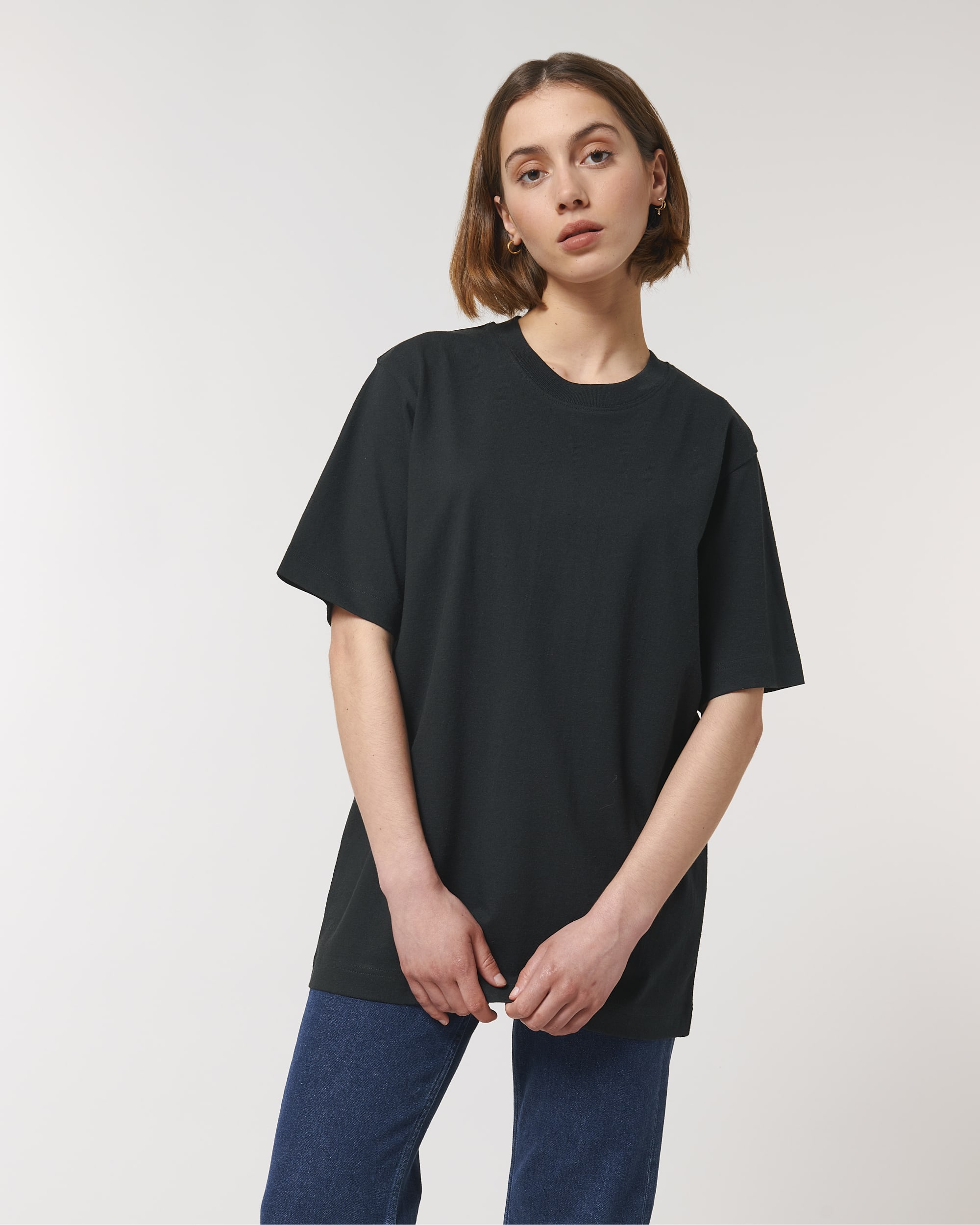 Black SFM5_STTU788_C002.jpg