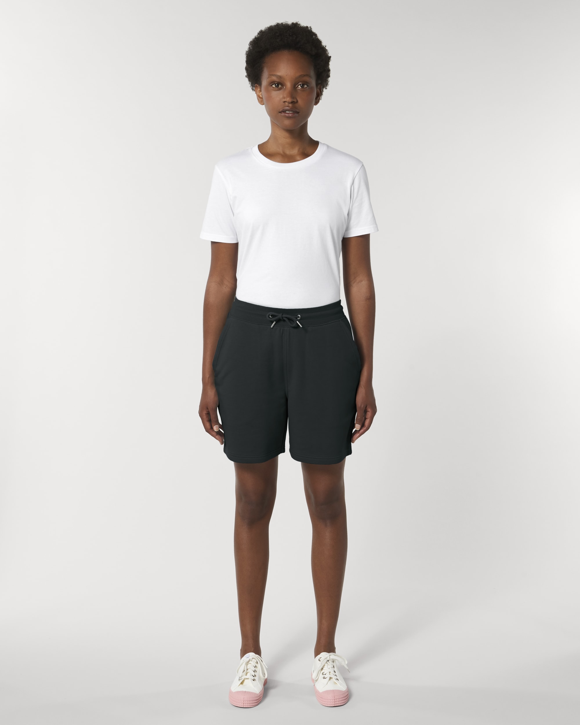 Black SFM6_STBU578_C002.jpg