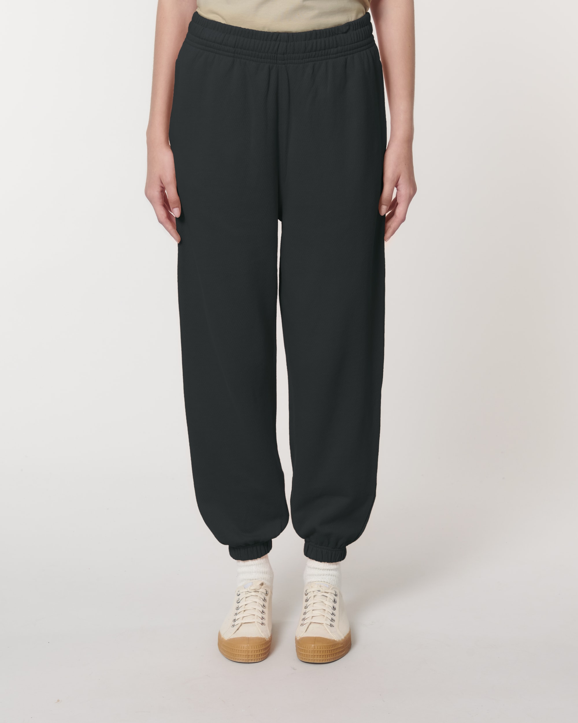 Black SFM6_STBU588_C002.jpg