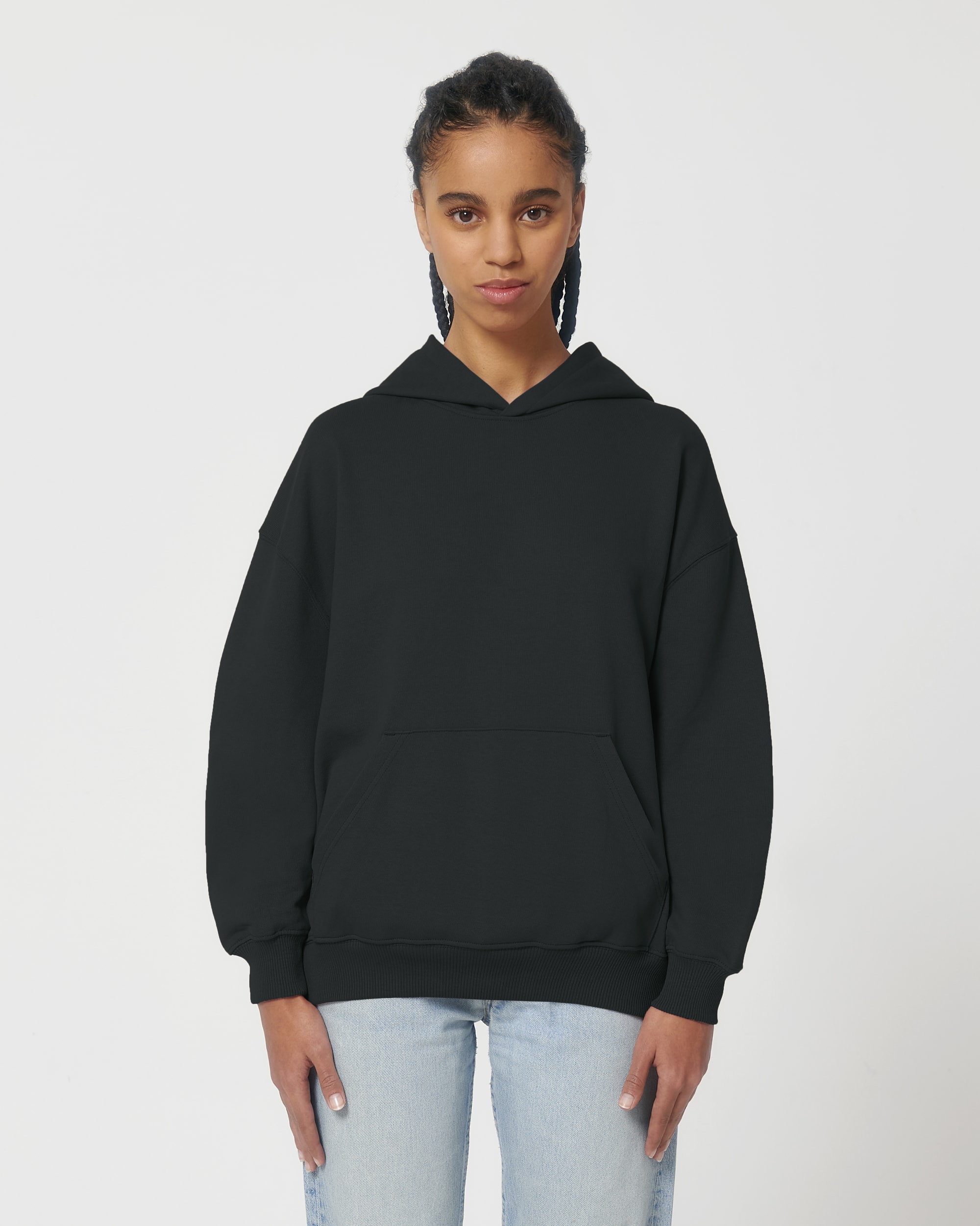 Black SFM6_STSU797_C002.jpg