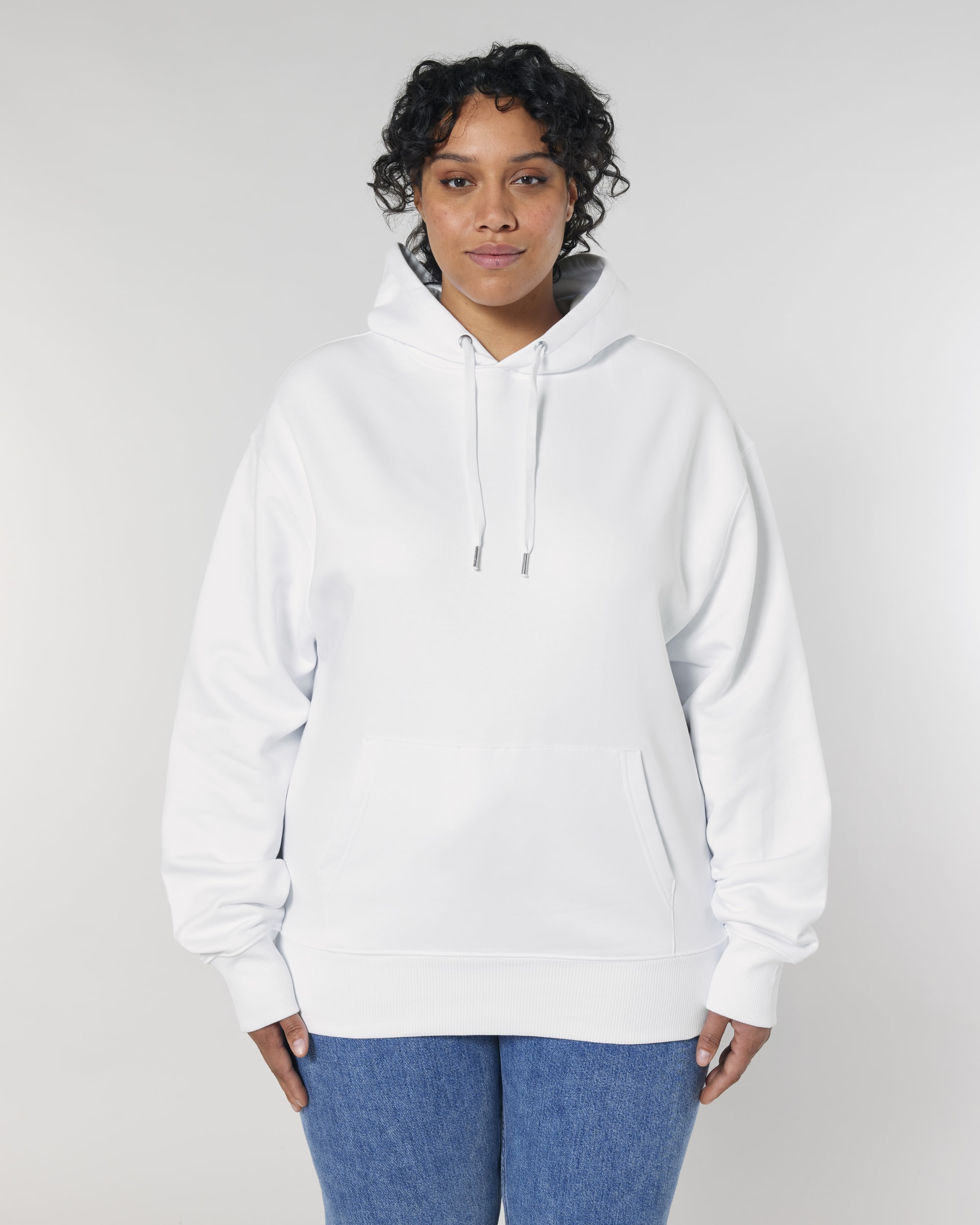 White SFM6_STSU856_C001.jpg