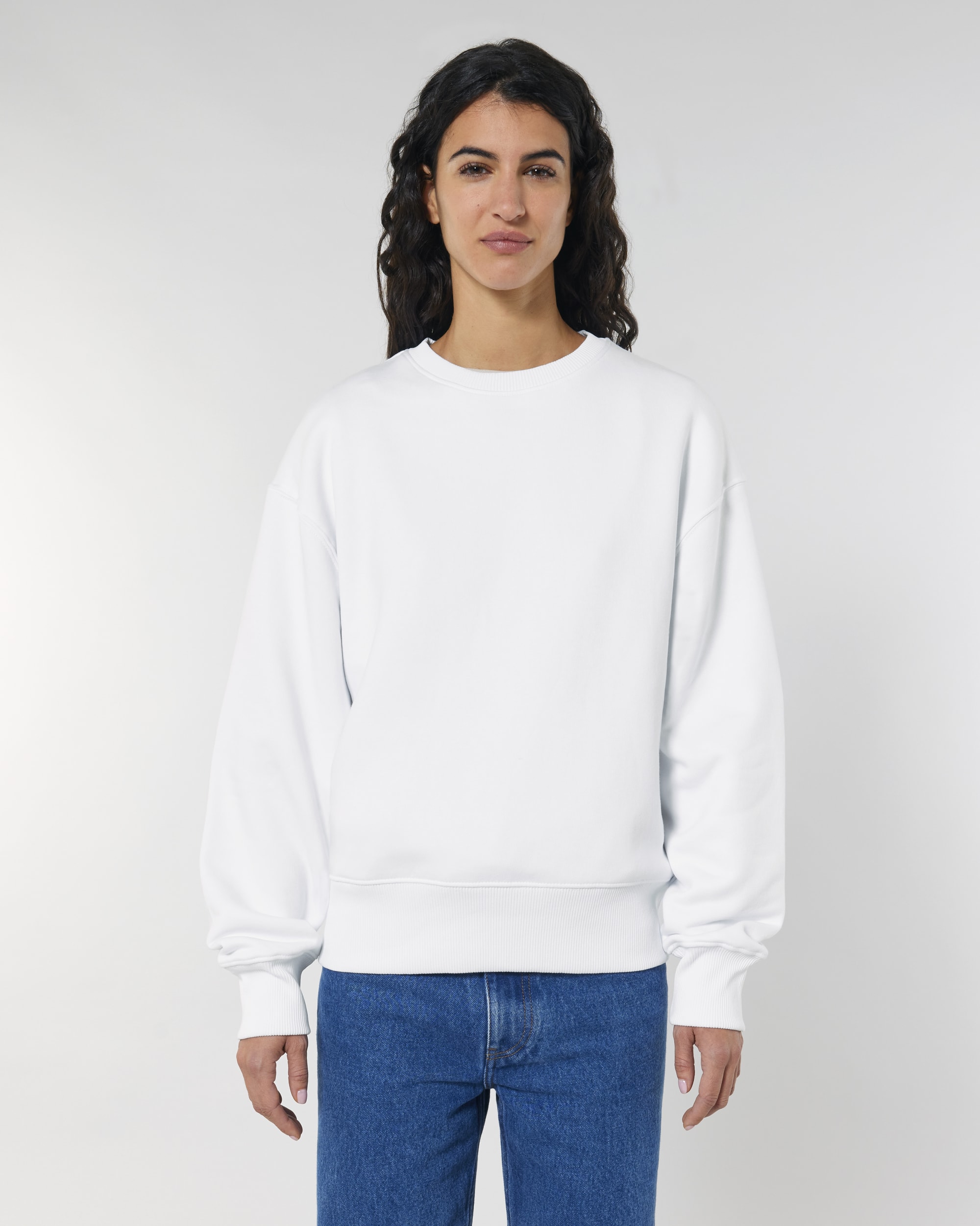 White SFM6_STSU857_C001.jpg